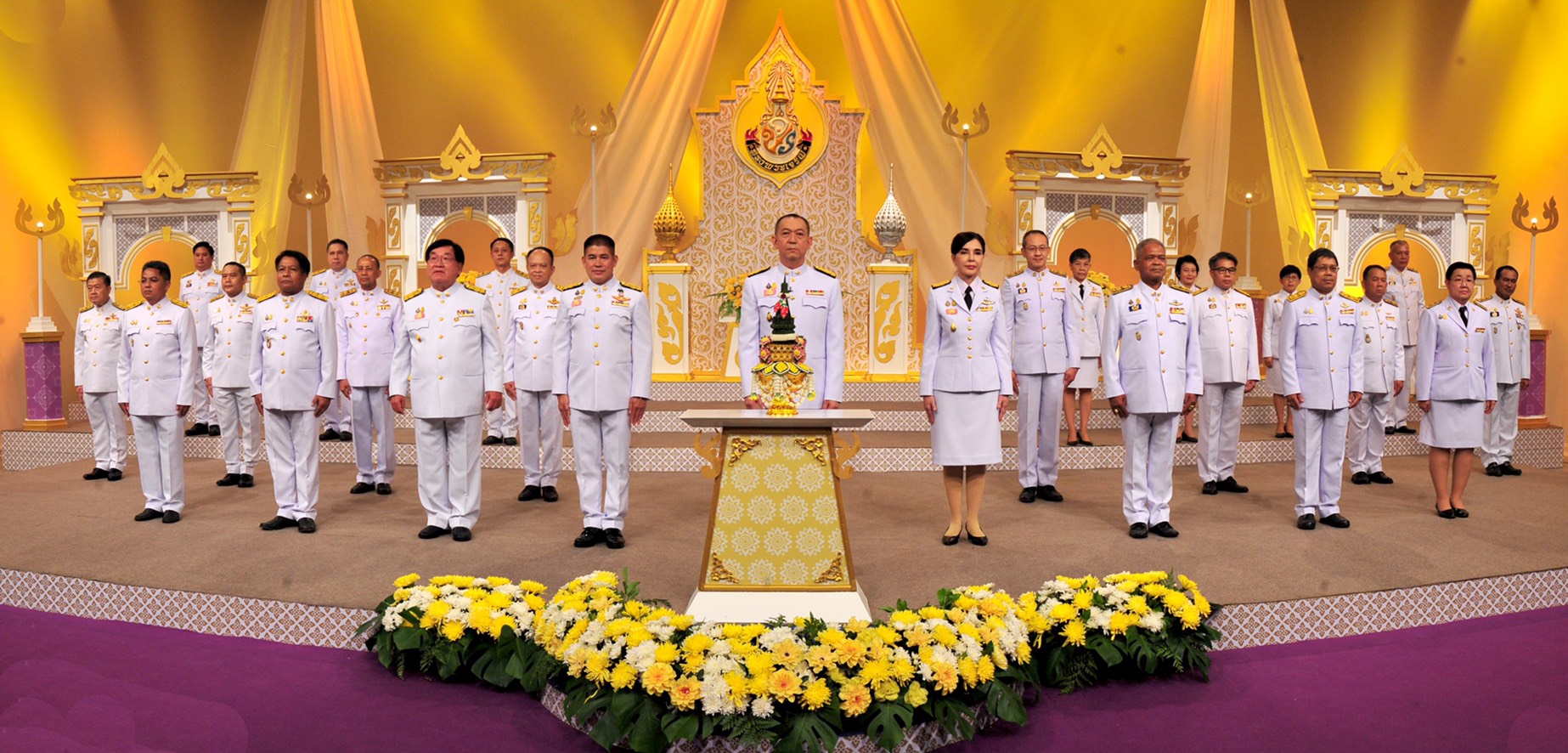 “รมช.มนัญญา” ร่วมคณะรัฐมนตรี และผู้บริหาร กระทรวงเกษตรและสหกรณ์ บันทึกเทปถวายพระพร พระบาทสมเด็จพระปรเมนทรรามาธิบดีศรีสินทรมหาวชิราลงกรณ พระวชิรเกล้าเจ้าอยู่หัว เนื่องในโอกาสวันเฉลิมพระชนมพรรษา 28 ก.ค.