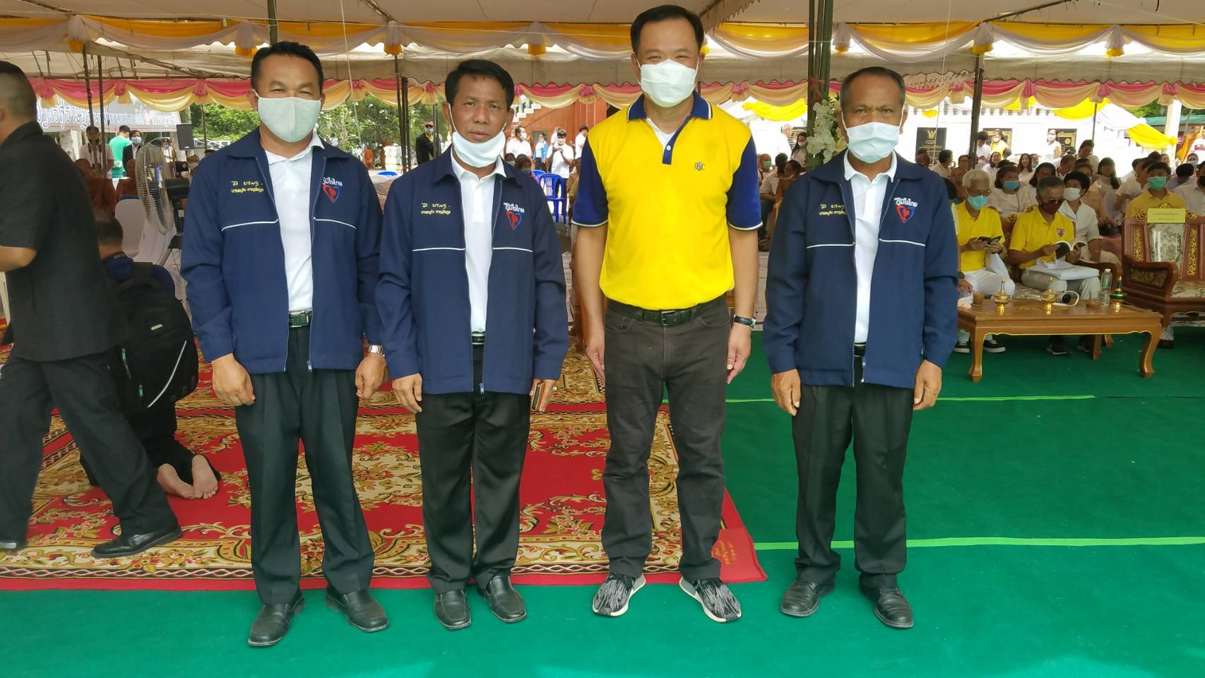 "ส.ส.สำลี" พร้อมคณะ ให้การต้อนรับ "อนุทิน ชาญวีรกูล" รองนายกฯ และรมว.สธ. ทำบุญยกช่อฟ้า และบรรจุพระบรมสารีริกธาตุ ณ วัดป่ายางสีสุราช  อ.ยางสีสุราช จ.มหาสารคาม