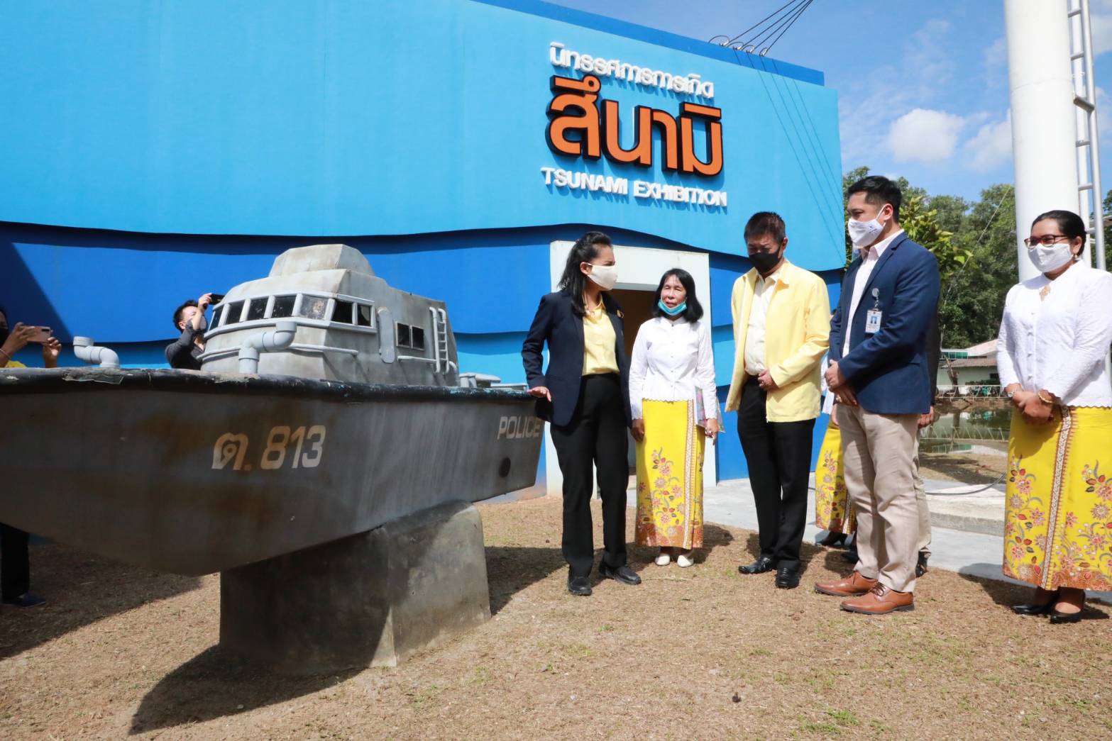 รัฐมนตรีขาลุย "รมช.กนกวรรณ" ผนึกกำลัง "รังสฤษฐ์-พัฒน์พงษ์-จารึก-เอกสิทธิ์" เลือดใหม่คนภูมิใจไทย บุกแหล่งเรียนรู้กลางเมืองพระยารัษฎา หวังสร้างคนไทยยุค 4.0 ที่มีความสุขอย่างยั่งยืน