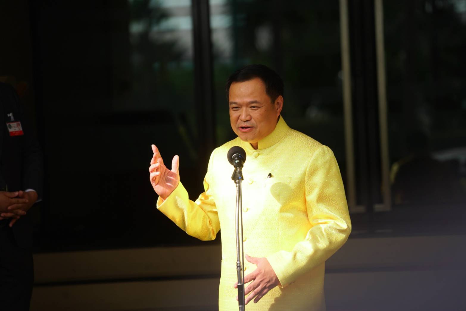 "อนุทิน" เผย ผู้ผลิตวัคซีนไทย เตรียมทดลองกับกลุ่มตัวอย่างในต่างประเทศ หลังไทยไม่มีพื้นที่ระบาดแล้ว