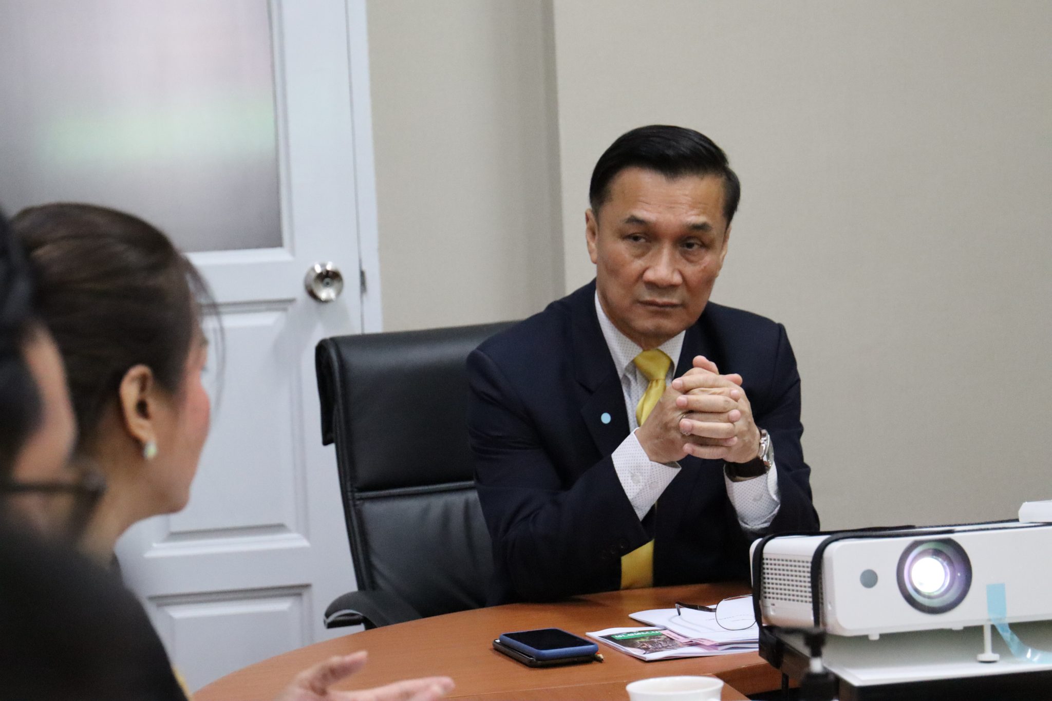 "ทรงศักดิ์" มท.3 ประชุมความคืบหน้าความพร้อมเกี่ยวกับการพัฒนาแพลตฟอร์ม เพื่อยกระดับการพัฒนาเศรษฐกิจฐานราก ผ่าน E-Commerce ร่วมกับกระทรวงดิจิทัลเพื่อเศรษฐกิจและสังคม สมาพันธ์เอสเอ็มอีไทย เครือข่าย OTOP และองค์การตลาด