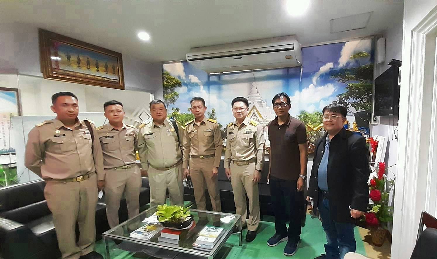 ‘ส.ส.ฐิตินันท์’ ถกหารือ นายกเทศมนตรีนครขอนแก่น ปรึกษาปัญหาอุปสรรคและการปรับปรุงพัฒนาเมืองขอนแก่น เพื่อนำเข้าสู่สภาฯ