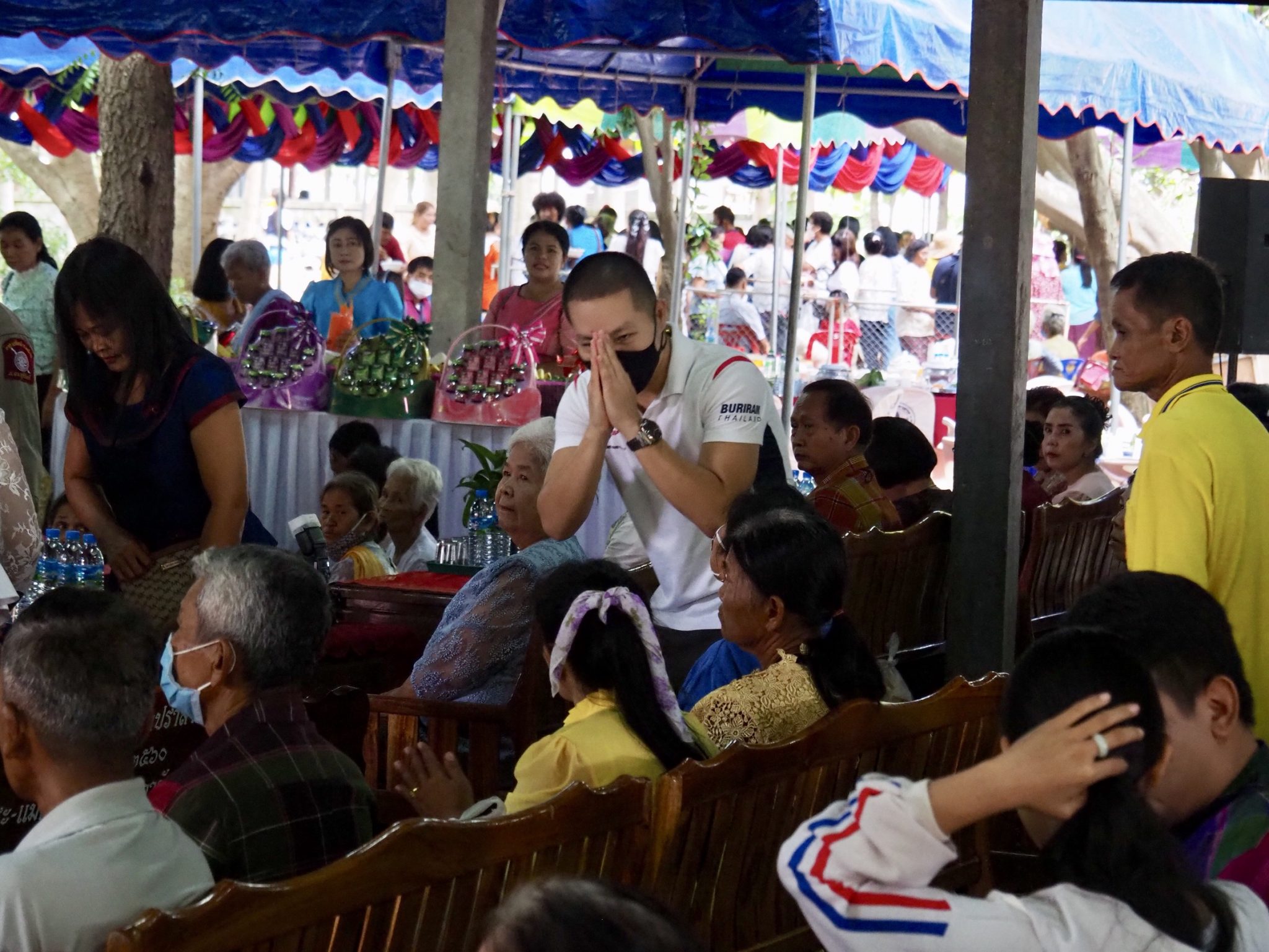 ‘ส.ส.จักรกฤษณ์’ ร่วมโครงการธรรมะสัญจร และรวมน้ำใจมาลัยธรรมน้อมนำถวายภัตตาหารเพลคณะสงฆ์อำเภอประโคนชัย จังหวัดบุรีรัมย์