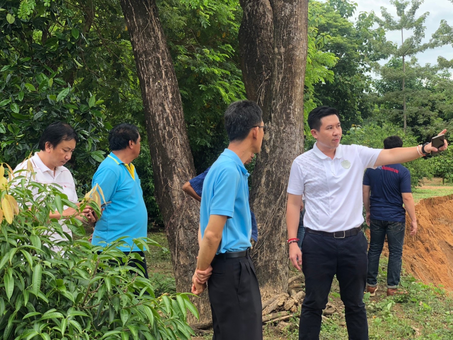 ‘ส.ส.เอกการ‘ รุด! ลงสำรวจพื้นที่ช่วยเหลือชาวบ้านจากภัยอุทุกภัย จ.แพร่