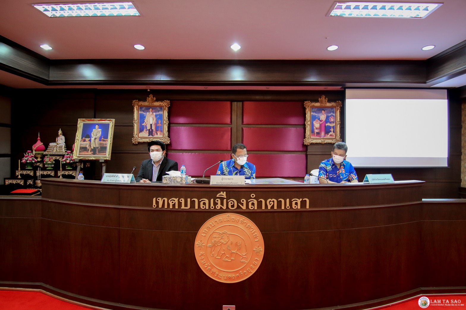 "ส.ส.สุรศักดิ์" ร่วมประชุมกับหน่วยงานราชการ เพื่อรับฟังปัญหา และวางวิธีการแก้ไขปัญหาของพี่น้องชาววังน้อย ด้านสิ่งแวดล้อม สุขภาพ สังคม การศึกษา และเศรษฐกิจ