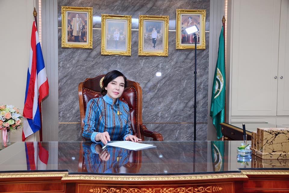 รมช.เกษตรฯ ให้สัมภาษณ์เพื่อออกอากาศ ทางสถานีโทรทัศน์ NHK ประเทศญี่ปุ่น ในประเด็น ทิศทางการเดินหน้าส่งเสริมการทำเกษตรอินทรีย์ เกษตรปลอดภัย หลังการงดและจำกัดการใช้สารเคมี