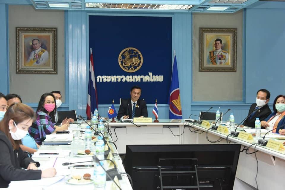 มท.3 "ทรงศักดิ์ ทองศรี" เป็นผู้แทนเข้าร่วมการประชุมสมัยพิเศษระดับรัฐมนตรีอาเซียน AMRDPE ผ่านระบบ VCS ภายใต้แนวคิด “การลดความยากจนและการสร้างความเข็มแข็ง การฟื้นฟูในสถานการณ์โควิด-19”