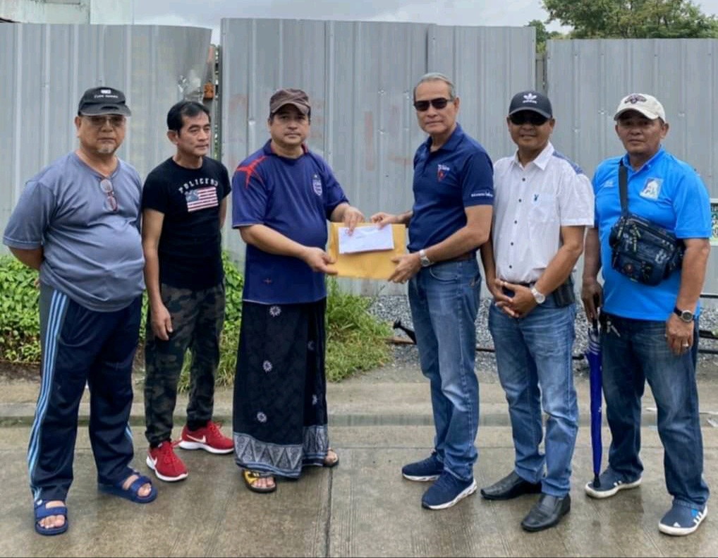 "ส.ส.มณฑล โพธิ์คาย" ห่วงใยประชาชน ลงพื้นที่ก่อสร้างลูกระนาดชะลอความเร็วเพื่อป้องกันการเกิดอุบัติเหตุ พร้อมฉีดพ่นกำจัดยุงลายป้องกันไข้เลือดออก