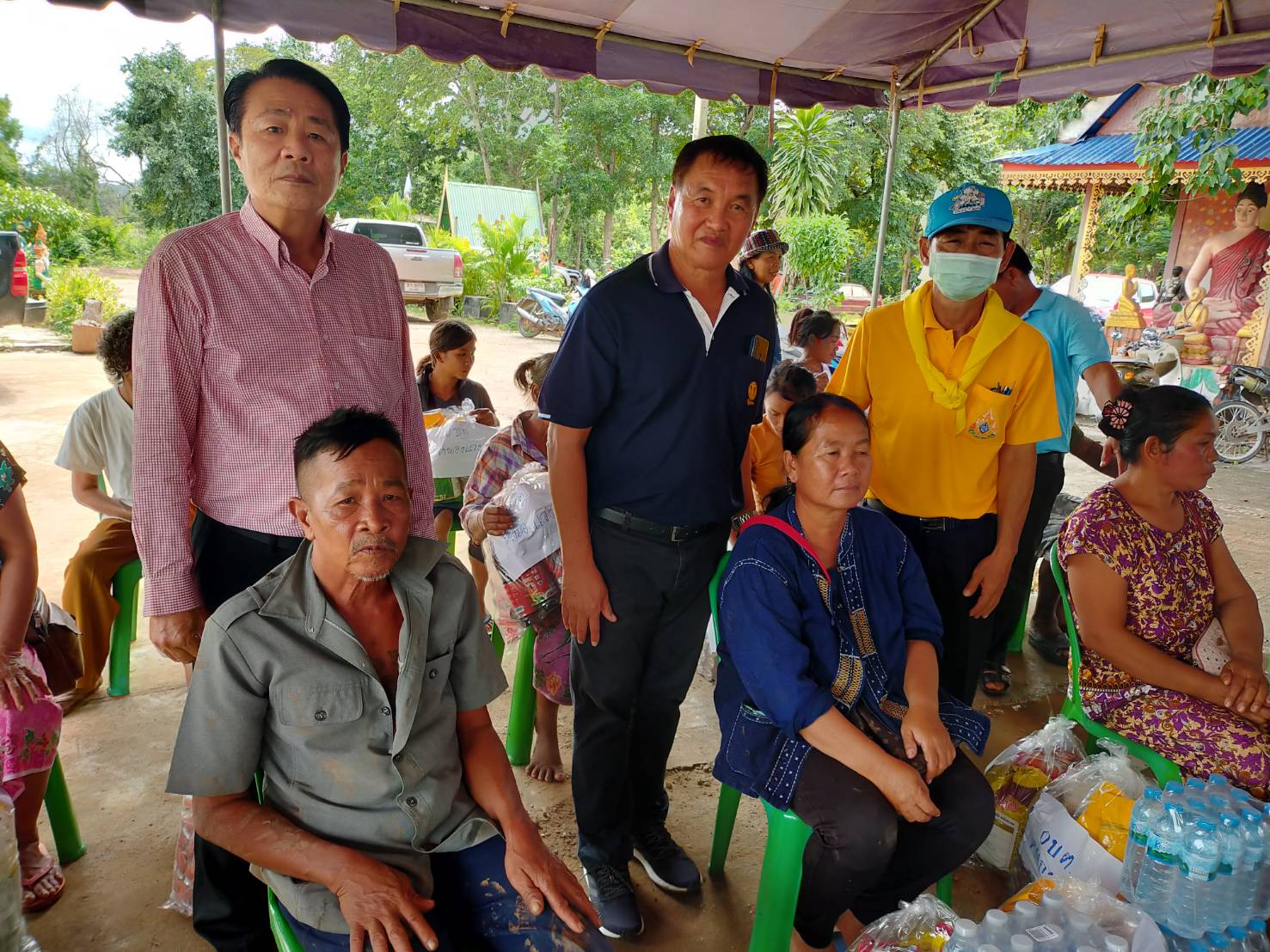 ‘ส.ส.วิสิทธิ์​ พิทยาภรณ์’ ห่วงใยประชาชน ลงพื้นที่มอบถุงยังชีพให้กับประชาชนที่ได้รับผลกระทบพายุโนอึล ณ บ้านไทยสามัคคี ต.หนองแวง อ.เทพารักษ์ จ.นครราชสีมา 