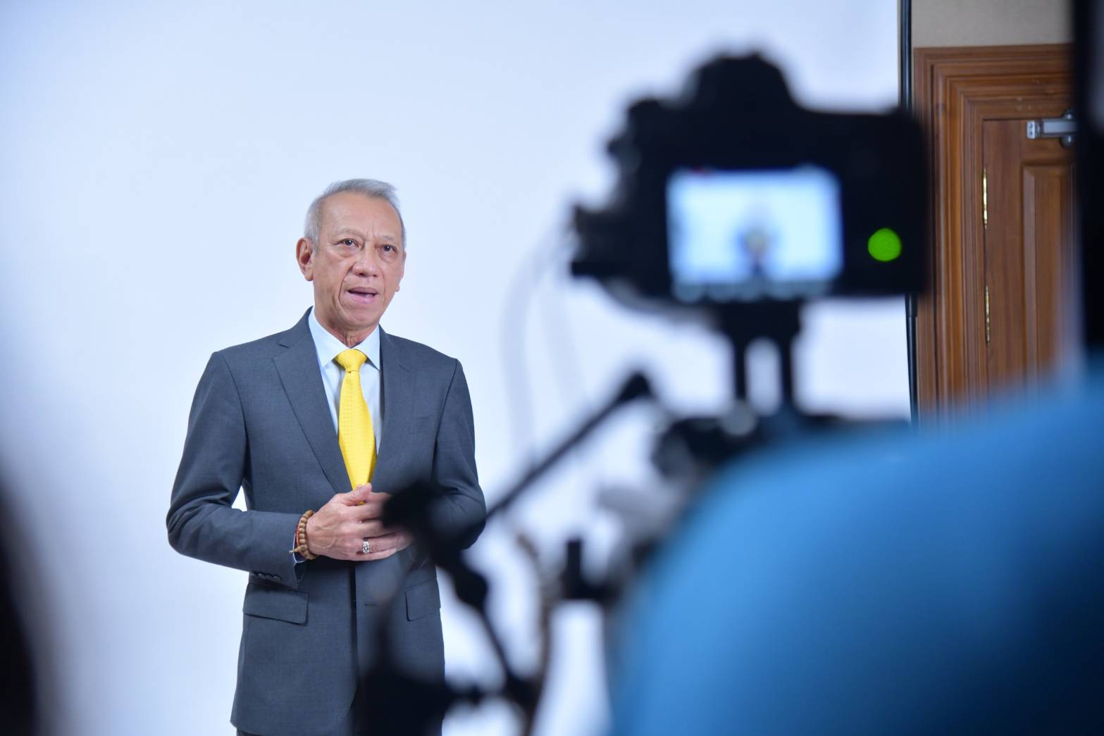 รมว.พิพัฒน์ รัชกิจประการ ร่วมบันทึกเทปประชาสัมพันธ์ โครงการเพิ่มศักยภาพให้กับผู้ประกอบการท่องเที่ยวไทย “TAT Skill Factory”