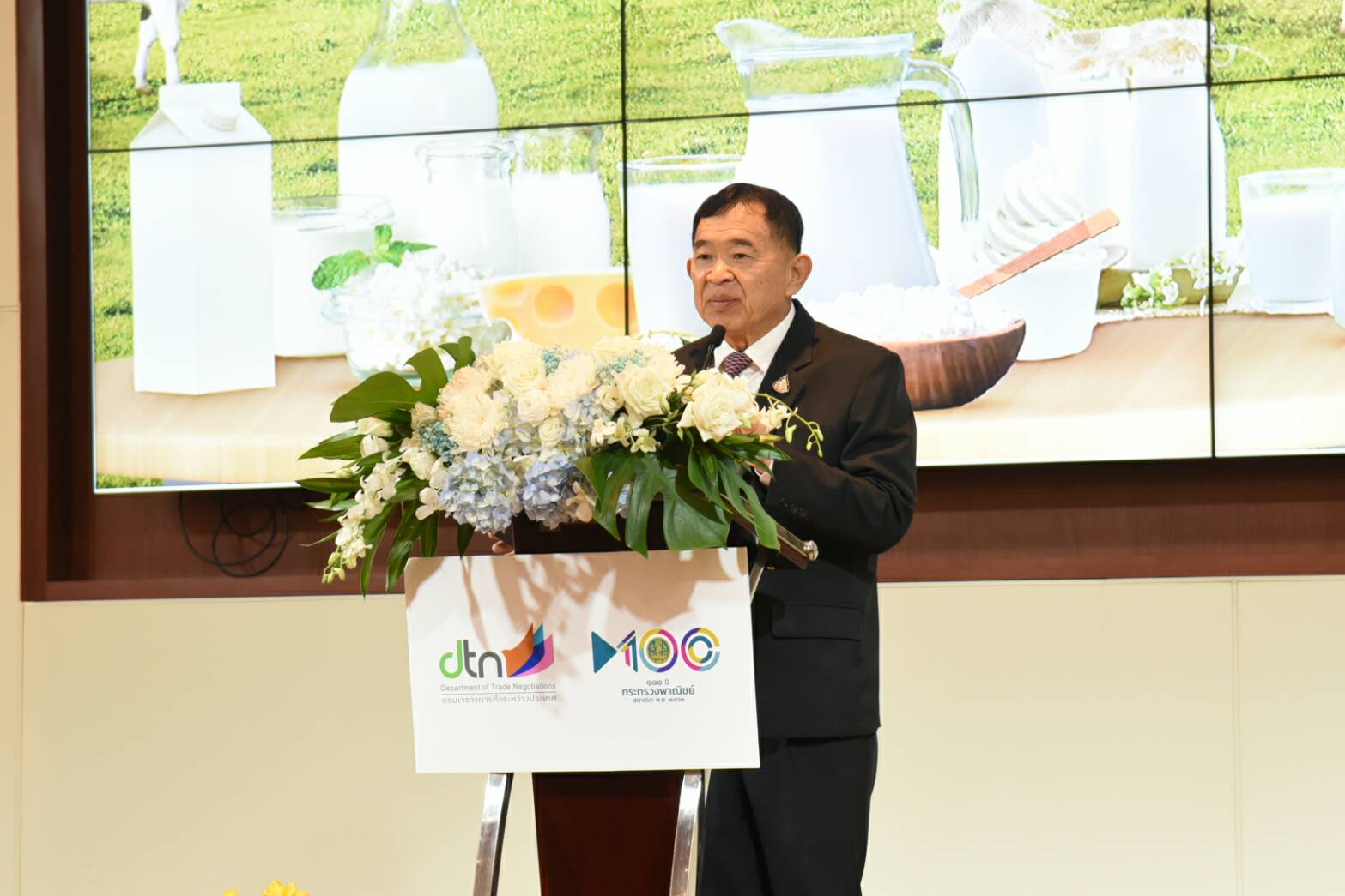 “พาณิชย์” เปิดแคมเปญ ขยายตลาดส่งออกนมโคด้วยเอฟทีเอ ปี 3ขนทัพผู้ประกอบการผลิตภัณฑ์นมร่วมออกบูธโชว์ศักยภาพสินค้า