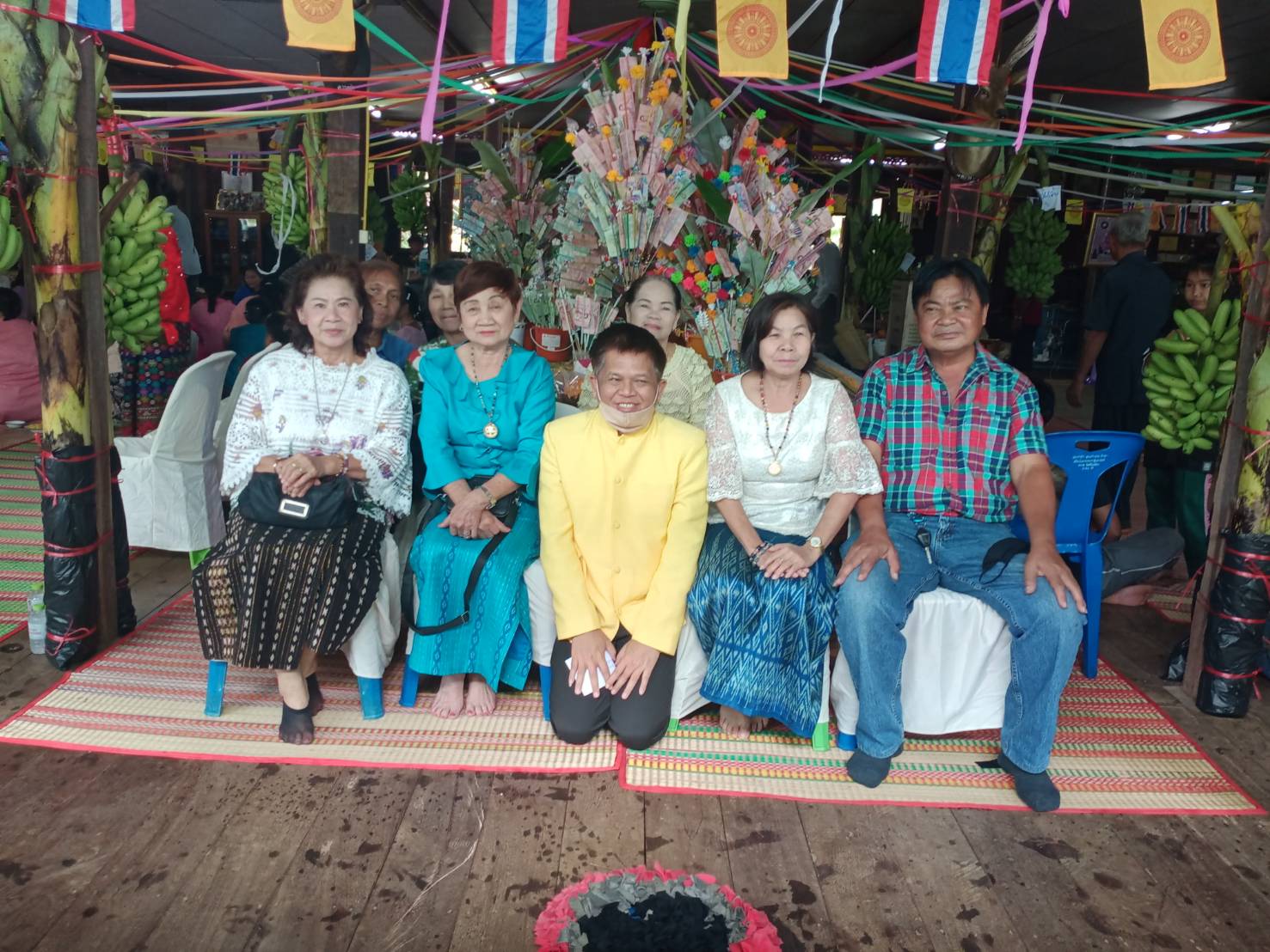 “ส.ส.พรชัย อำนวยทรัพย์” ร่วมกับชุมชน ทำบุญงานทอดกฐินสามัคคีฯ ใน อ.ครบุรี จ.นครราชสีมา