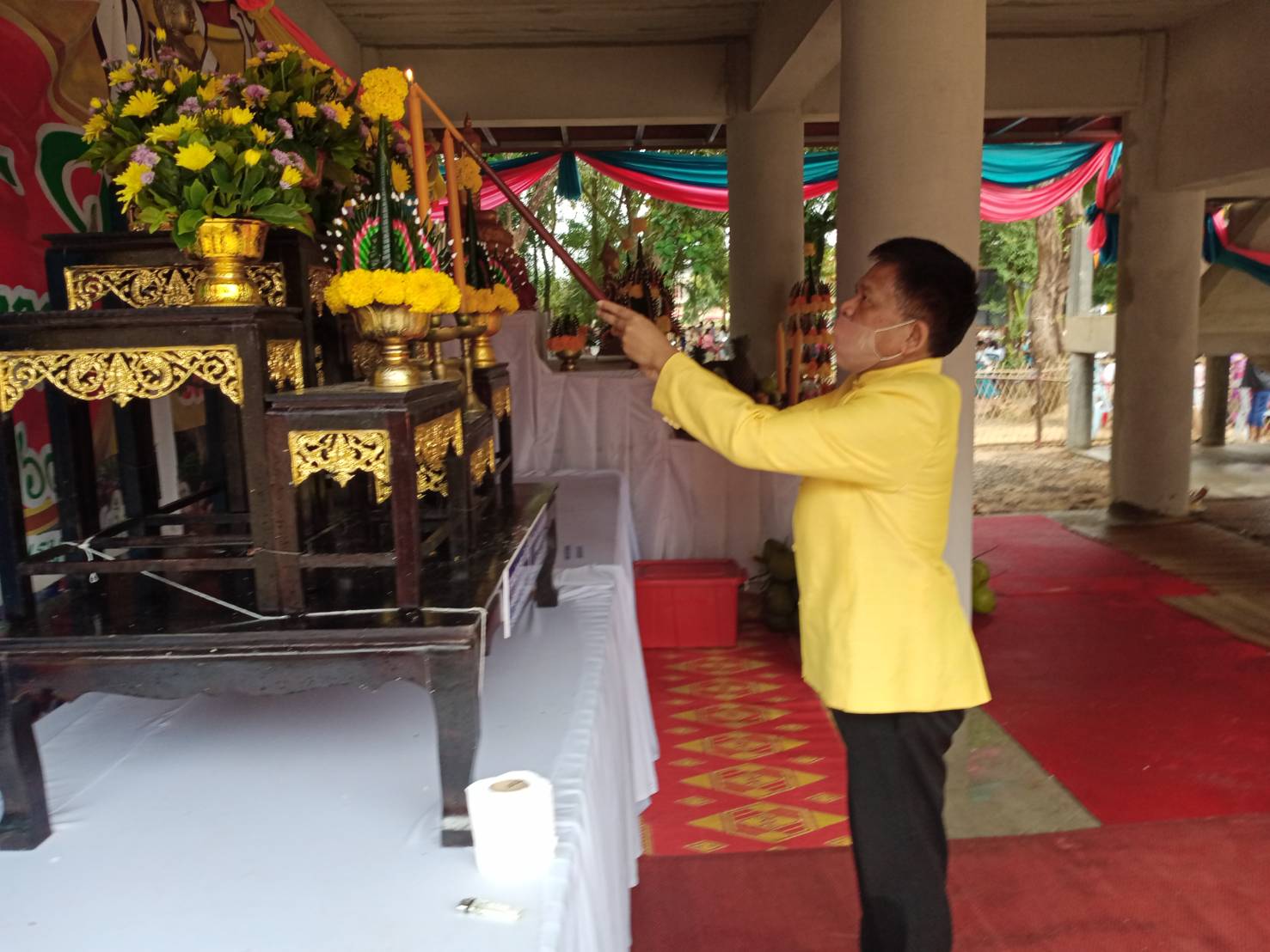 "ส.ส.พรชัย อำนวยทรัพย์" เป็นประธานในพิธีงานตักบาตรเทโว ณ วัดมาบตะโก อ.ครบุรี จ.นครราชสีมา