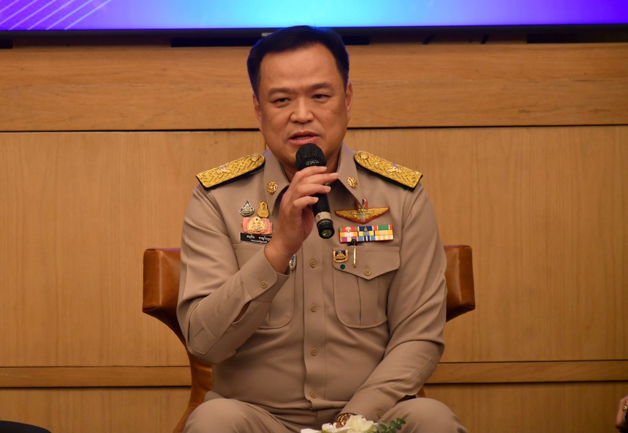 สธ. สร้างความมั่นใจนักลงทุน โชว์ความพร้อมรับมือโควิด-19