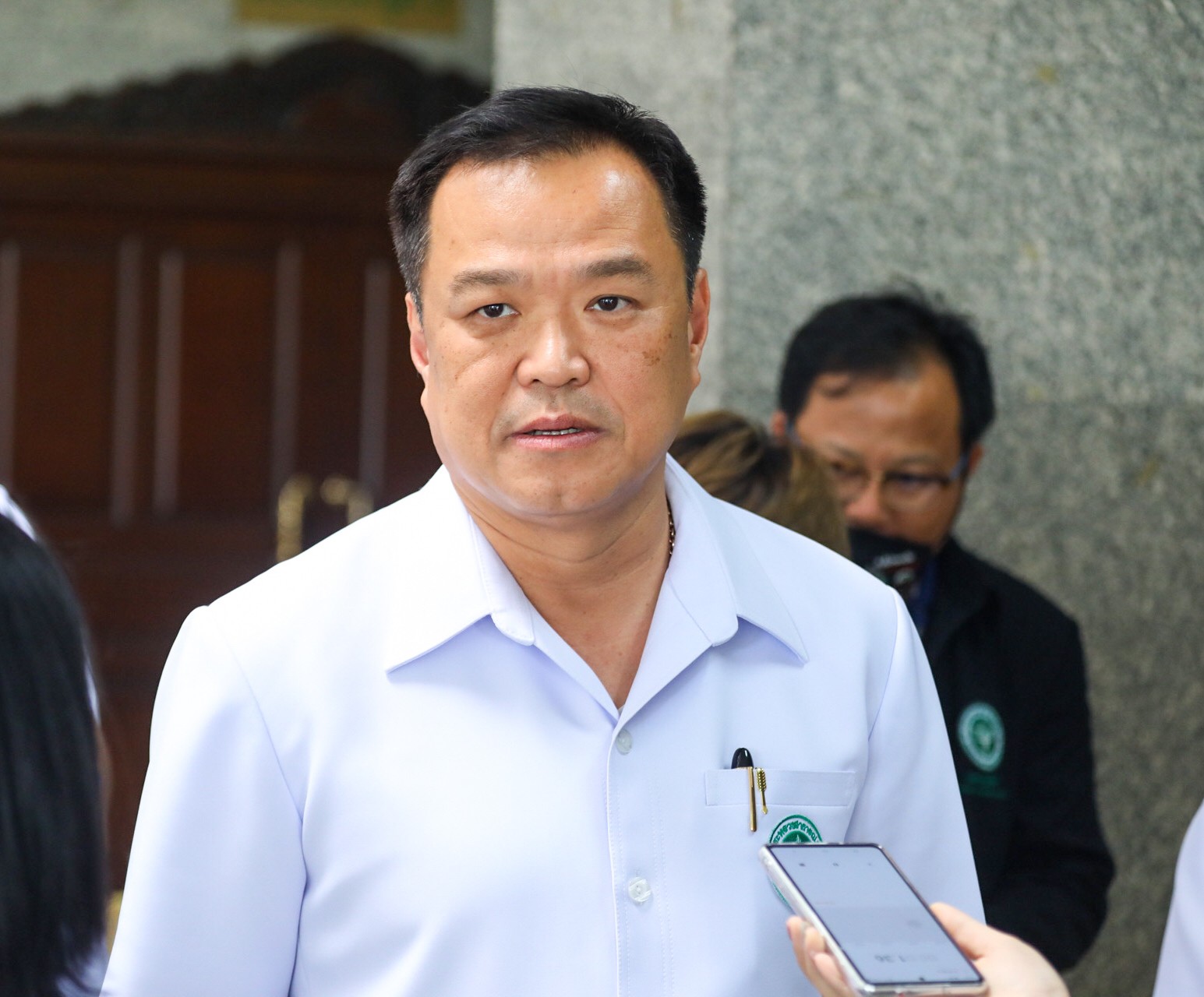 ดื่มไม่ขับ ! “อนุทิน” ส่ง อสม.วัดแอลกอฮอล์ ช่วงเทศกาลปีใหม่ ปูพรมลดปัญหาอุบัติเหตุ