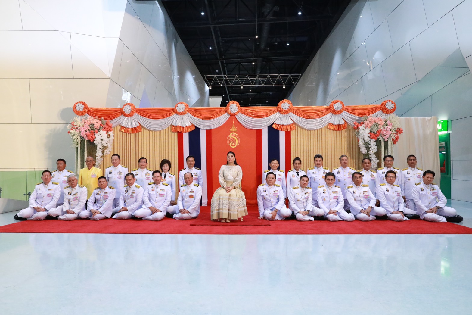 มท.3 "ดร.ทรงศักดิ์ ทองศรี" ร่วมพิธีเปิดงาน OTOP City 2020