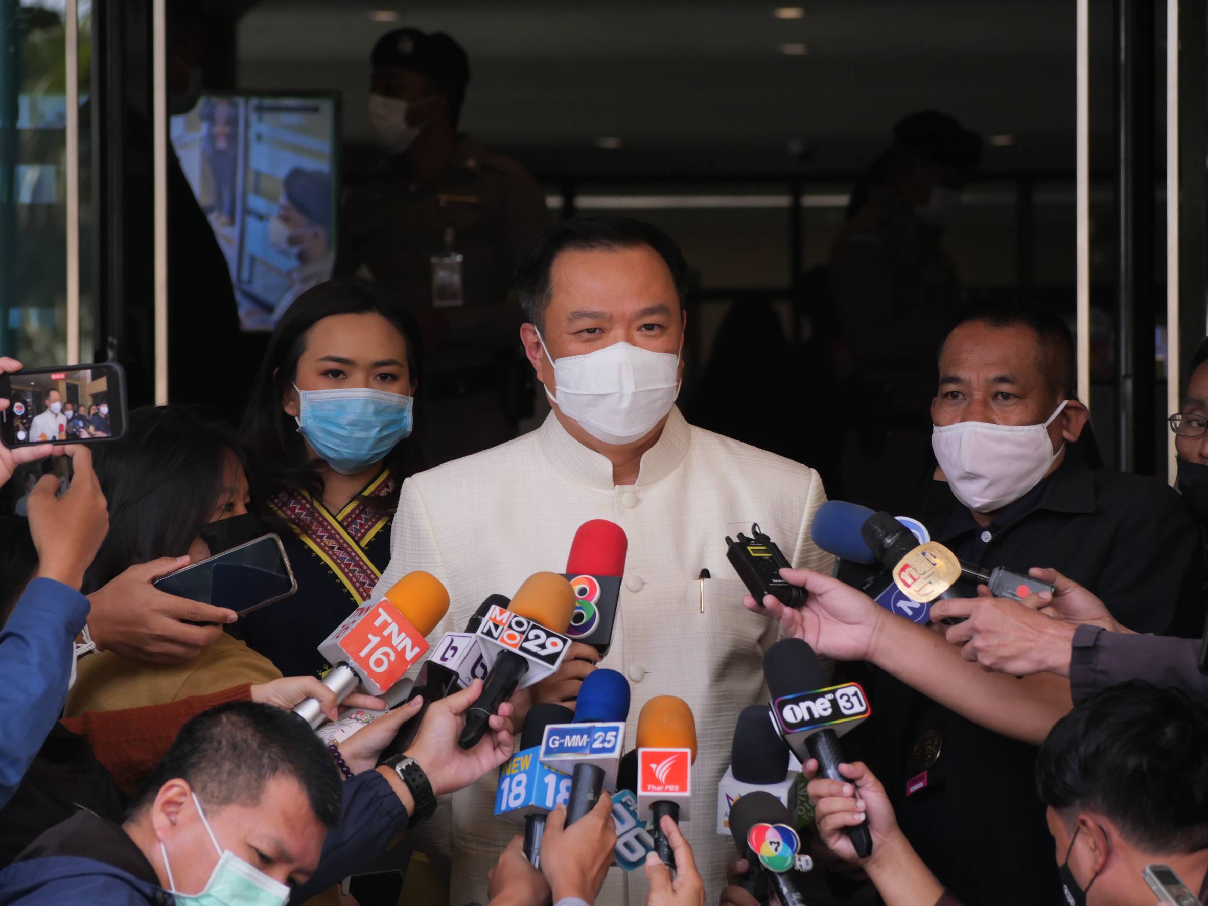 "อนุทิน" เผย กลุ่มเสี่ยง มีอาการ อาศัย หรือกลับมาจากสมุทรสาคร ตรวจโควิด-19 ฟรี เล็งใช้ พ.ร.บ. ควบคุมโรคฉบับใหม่ แทน พ.ร.ก.ฉุกเฉิน หลังมีเสียงท้วงติง