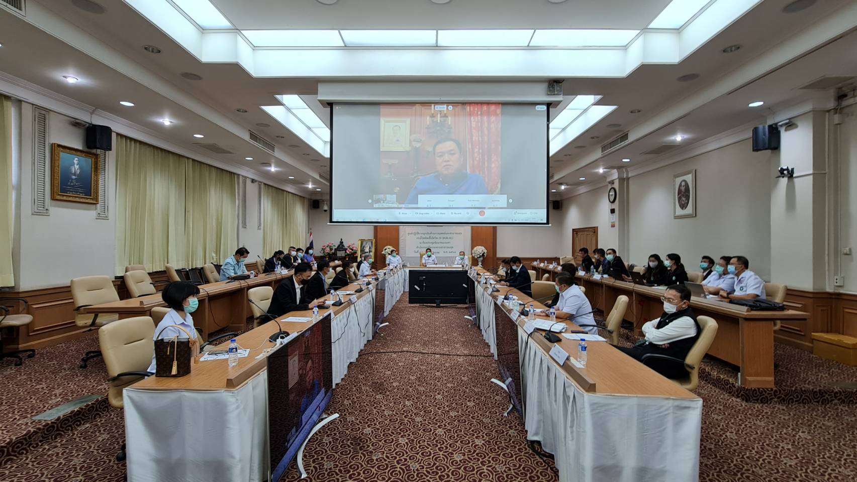 "อนุทิน" เผย สธ.ทำงานยาก หลังพบบางคนปกปิดข้อมูล วอนประชาชน ร่วมมือภาครัฐ สกัดโควิด-19 ระบาด