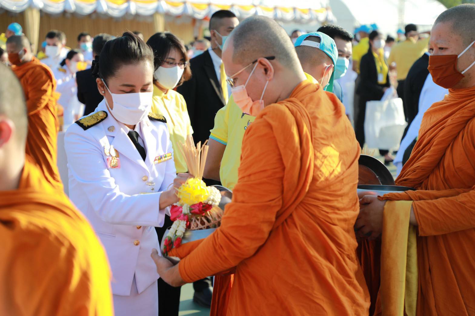 รมช.ศธ. กนกวรรณ วิลาวัลย์  ร่วมพิธีน้อมรำลึก วันคล้ายวันพระบรมราชสมภพ ในหลวง​รัชกาล​ที่​ 9 วันชาติ และวันพ่อแห่งชาติ​
