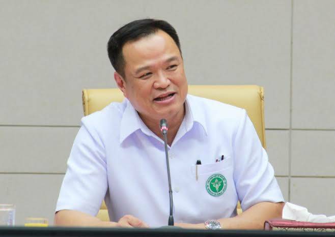 อย. ขานรับนโยบายกัญชา ลงพื้นที่เยี่ยมวิสาหกิจชุมชน เตรียมความพร้อมปลดล็อกใบ-เปลือก-ลำต้น-เส้นใย-กิ่งก้าน-ราก กัญชา จากยาเสพติด