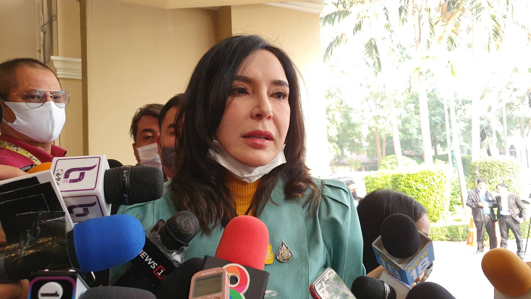 “มนัญญา” เดือด สั่งอธิบดีกรมวิชาการเกษตร ตรวจสอบการตั้ง”สมาคมวิทยาการวัชพืชฯ” หลังเดินนโยบายสวนทางแบนสารเคมี เผยไบโอไทย มีข้อมูลรับทุนวิจัยหนุนพาราควอต