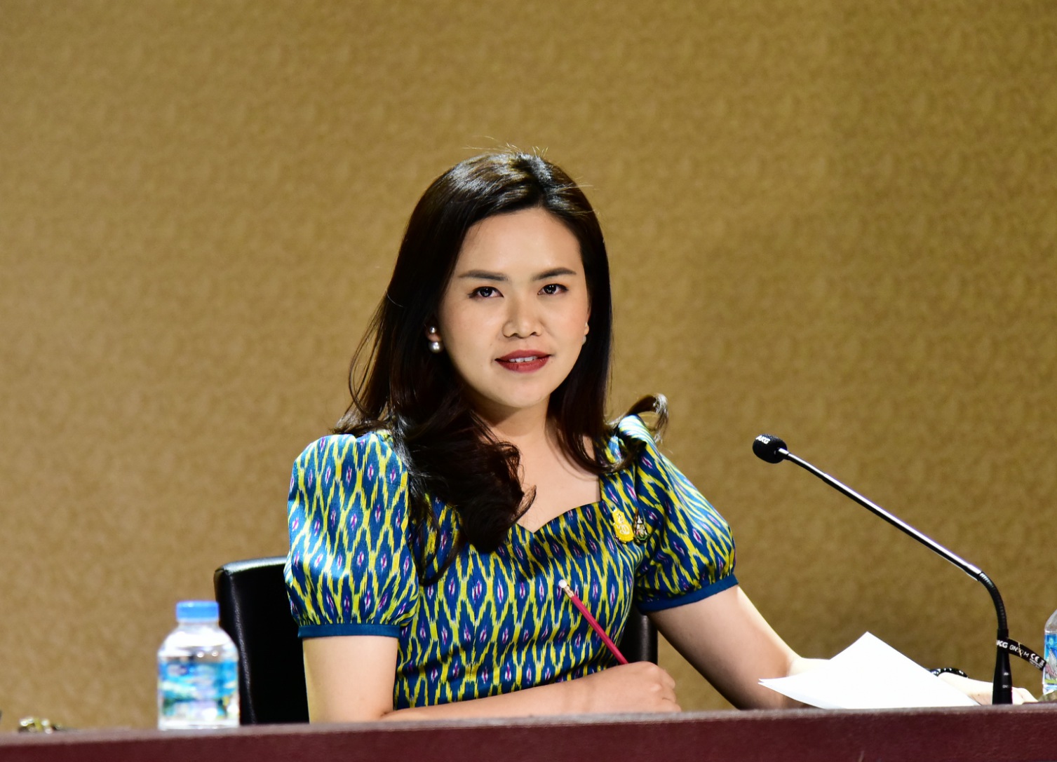 ‘ไตรศุลี’ เผย! ครม.เตรียมแผนรับปีใหม่ป้องกันลดอุบัติเหตุทางถนน ปี 64 รณรงค์ “ชีวิตวิถีใหม่ ขับขี่อย่างปลอดภัย ไร้อุบัติเหตุ” ตั้งเป้าพื้นที่สีแดงเหตุต้องลดลง5 เปอร์เซ็นต์ของสถิติย้อนหลัง 3 ปี พร้อมงัด5 มาตรการหลักรองรับ