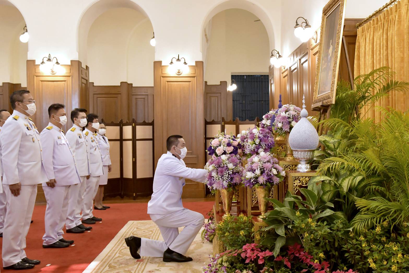 "รมว.คมนาคม" นำคณะผู้บริหาร​กระทรวง​คมนาคม ร่วมลงนามถวายพระพรสมเด็จพระกนิษฐาธิราชเจ้า กรมสมเด็จพระเทพรัตนราชสุดาฯ สยามบรมราชกุมารี