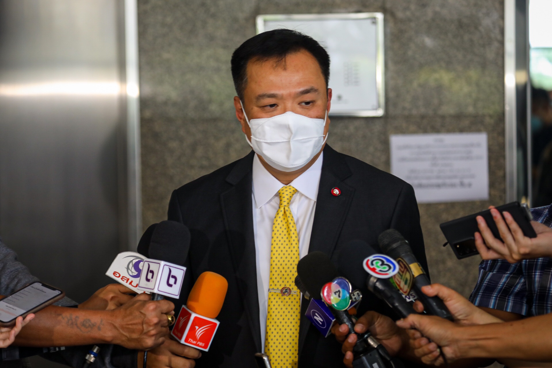 "อนุทิน"หวังผู้ผลิตวัคซีน Covid -19 จากยุโรป ส่งมอบภายในเดือนกุมภาพันธ์ แจงทำสัญญาก่อน EU ห้ามส่งออก