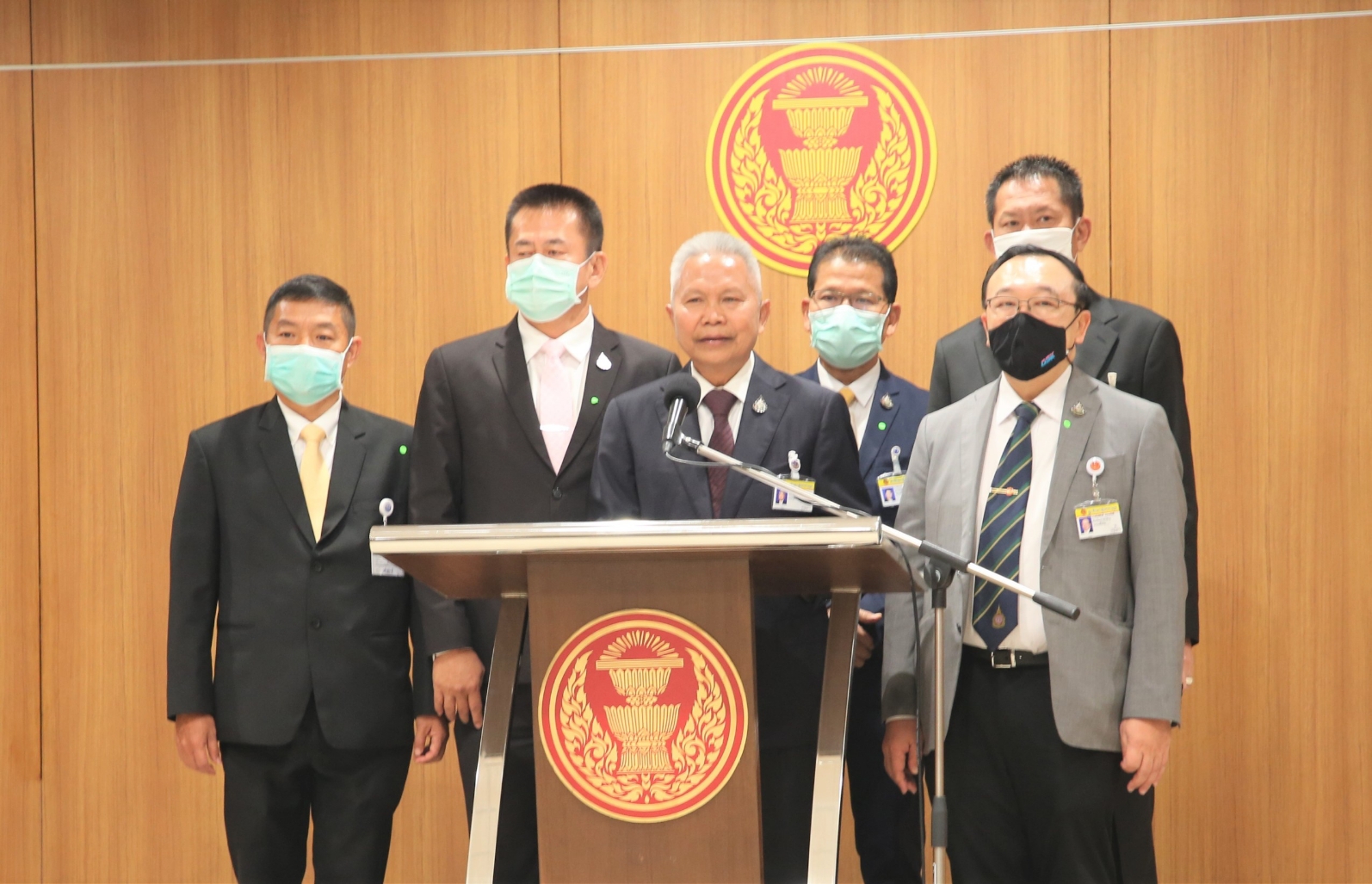 “กมธ.คมนาคม สภาฯ” แจงเหตุ 5 ข้อ ก่อมมีมติเอกฉันท์ค้านต่อสัมปทานบีทีเอส 30 ปี และชะลอ กทม. ขึ้นค่าโดยสารรถไฟฟ้าสายสีเขียว 104 บาท 16 ก.พ. นี้