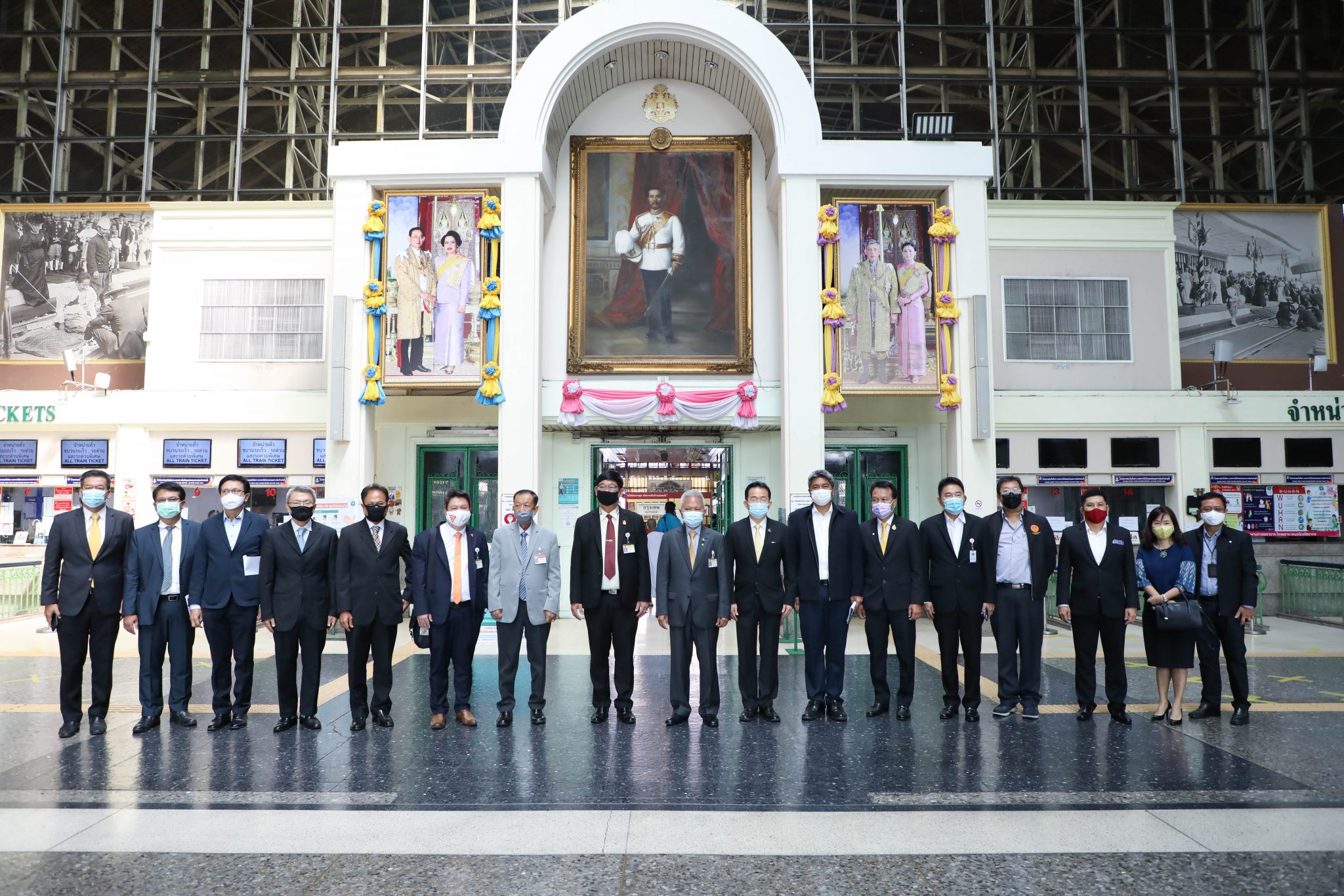 โสภณ ซารัมย์ ประธานคณะอนุฯ พิจารณาศึกษาการแก้ปัญหาการรถไฟแห่งประเทศไทย ในคณะกรรมาธิการการคมนาคม สภาผู้แทนราษฎร เยี่ยมชมการดำเนินงานของการรถไฟฯ พร้อมร่วมประชุม