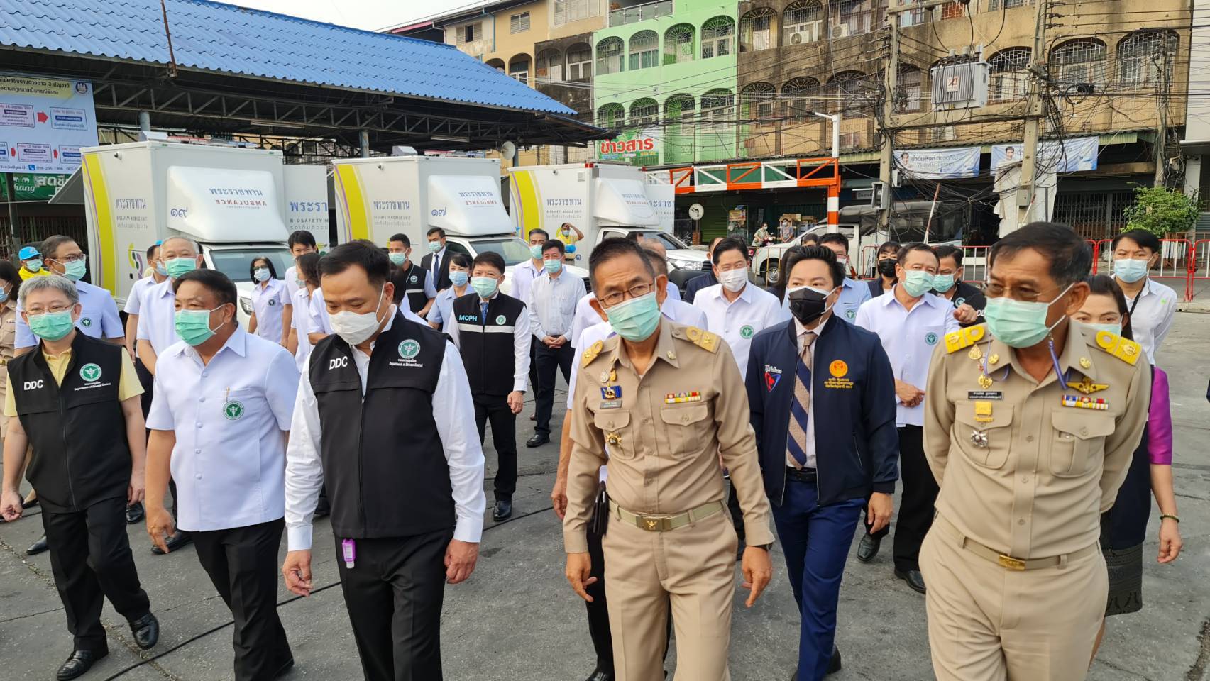 "อนุทิน" ลงพื้นที่ตลาดพรพัฒน์ ตลาดสุชาติ ฟังเสียงประชาชน เผย โควิด-19ระบาด ในพื้นที่ อยู่ในจุดที่ควบคุมได้แล้ว