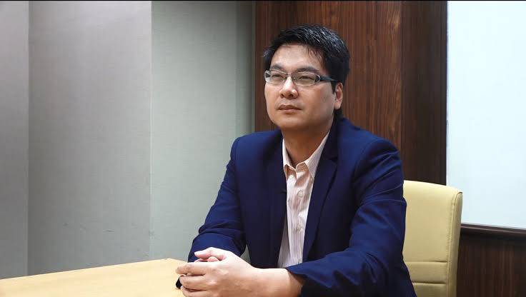 "นักวิชาการ" ยก "อนุทิน นิโรธ สุรเชษฐ์" เป็นดาวเด่นสภาศึกอภิปรายไม่ไว้วางใจ