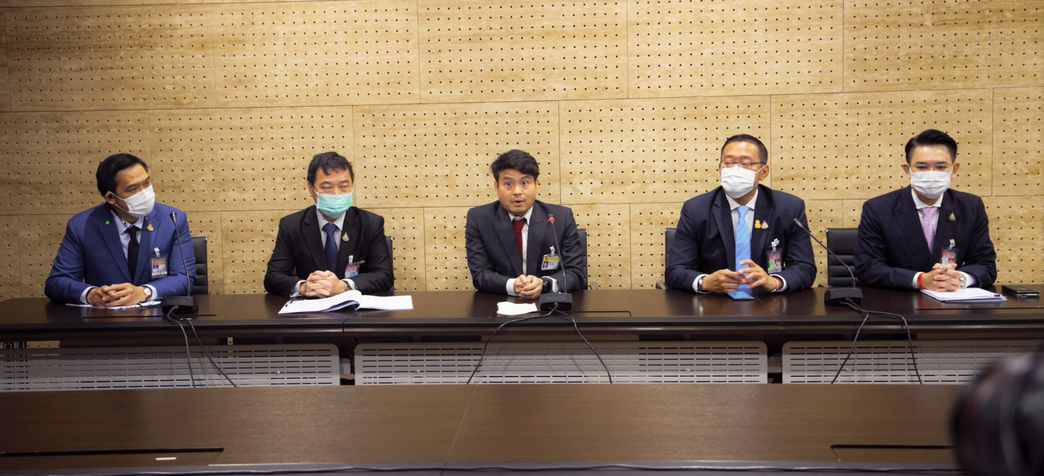 "คมนาคม" ชี้แจงข้อเท็จจริง เรื่องรถไฟฟ้าสายสีส้ม  กรณีถูก ส.ส.เพื่อไทย พาดพิง 