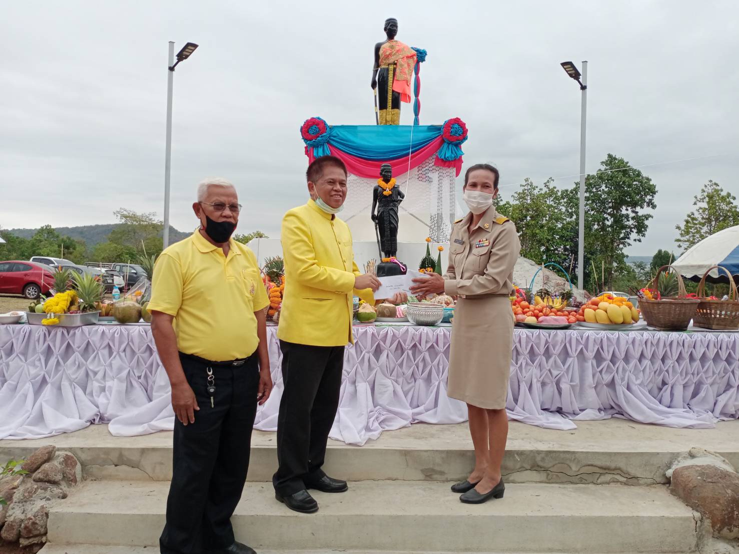 "ส.ส.พรชัย" เป็นประธานในพิธีงานบวงสรวงท่านท้าวสุรนารี ปี 2564 องค์ประจำบ้านหนองโบสถ์