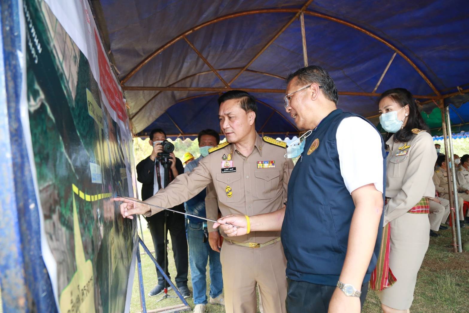 มท.3 สั่งการกรมโยธาฯ เดินหน้าเขื่อนป้องกันตลิ่งริมแม่น้ำ จ.นครพนมเพื่อความปลอดภัยของประชาชน