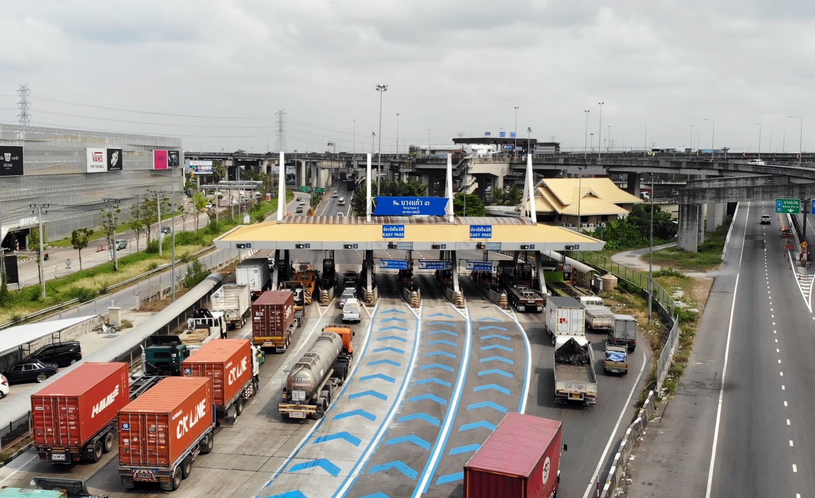 กทพ. แจ้งปิดและเบี่ยงการจราจรทางพิเศษกาญจนาภิเษก (บางพลี-สุขสวัสดิ์)เพื่อปรับปรุงผิวจราจรคอนกรีตบริเวณช่องเก็บค่าผ่านทาง ด่านฯ บางแก้ว 1 (ทางเข้า) ด่านฯ บางแก้ว 2 (ทางออก 1) ด่านฯ บางแก้ว 2 (ทางออก 2) และด่านฯ บางแก้ว 3 (ทางออก)