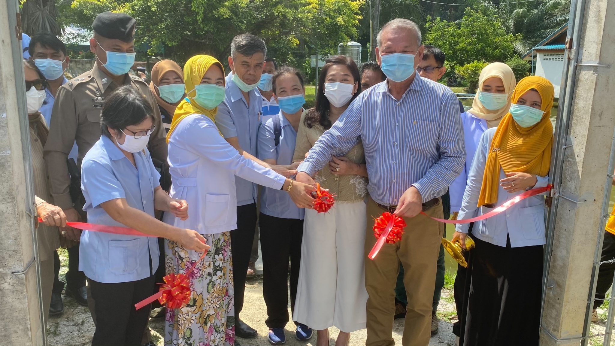 "ส.ส.พิบูลย์" เป็นประธานในพิธีปลูกกัญชาโครงการปลูกกัญชาเพื่อประโยชน์ทางการแพทย์ของ รพ.สต.ทุ่งนุ้ย ร่วมกับวิสาหกิจชุมชนบ้านโตนปาหนัน