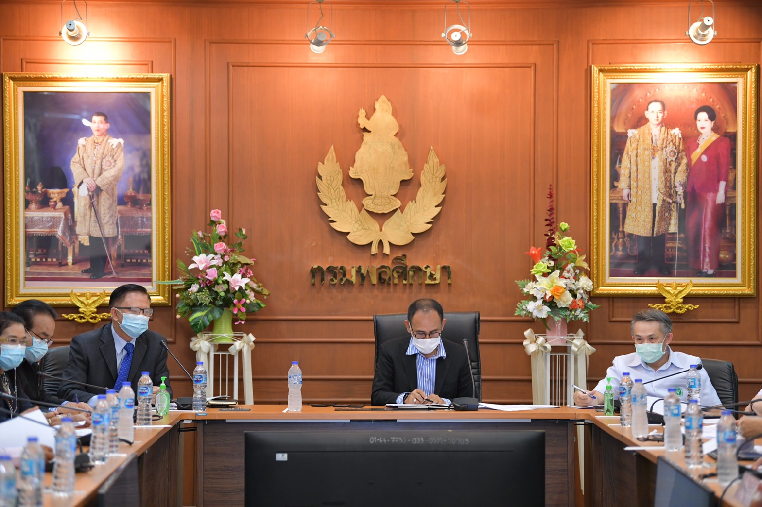 "รมว.พิพัฒน์" มอบหมายให้ "เขมพล" เลขาฯ หารือร่วมกับ อธิบดีกรมพลศึกษา รองปลัดกระทรวง สธ. และภาคส่วนที่เกี่ยวข้อง เตรียมพื้นที่อาคารนิมิบุตร เพื่อเปิดใช้เป็นสถานที่ในการคัดกรองและส่งต่อผู้ติดเชื้อโควิด-19 ในวันที่ 29 เม.ย. นี้