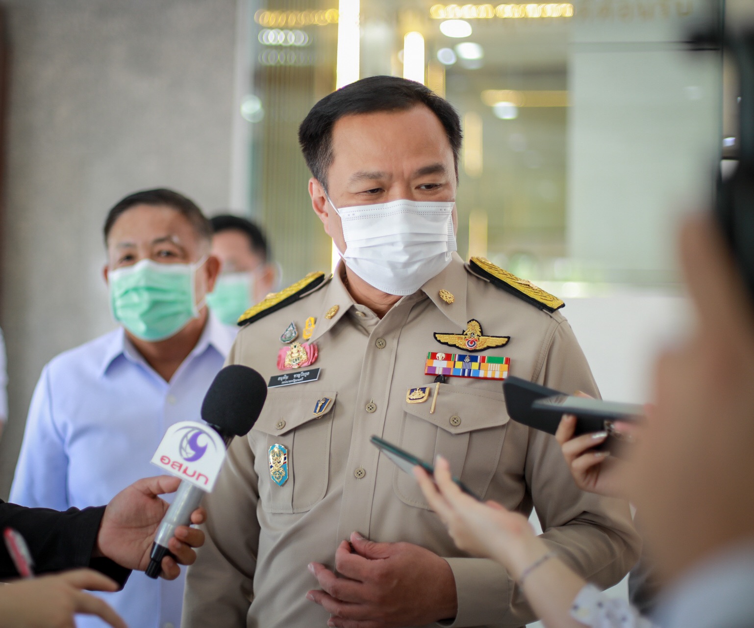 “อนุทิน” นำ “สธ.” ตั้งศูนย์แรกรับผู้ป่วยโควิด-19 ช่วย กทม.แบ่งเบาภาระ ล็อกเป้าใช้ “อาคารนิมิบุตร” ประเดิมให้บริการ