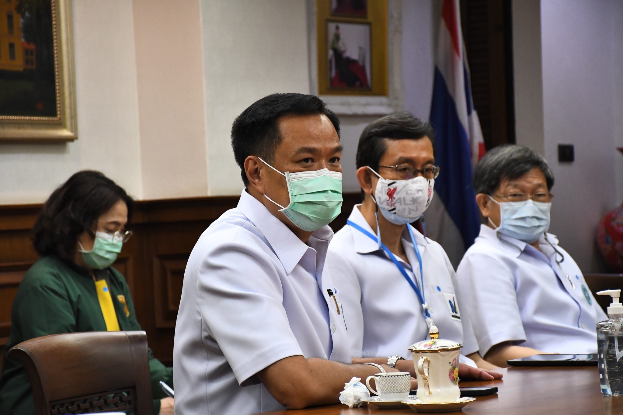 "อนุทิน" พบตัวแทนนำเข้า "โมเดอร์นา" หารือเรื่องขึ้นทะเบียนวัคซีนโควิด-19