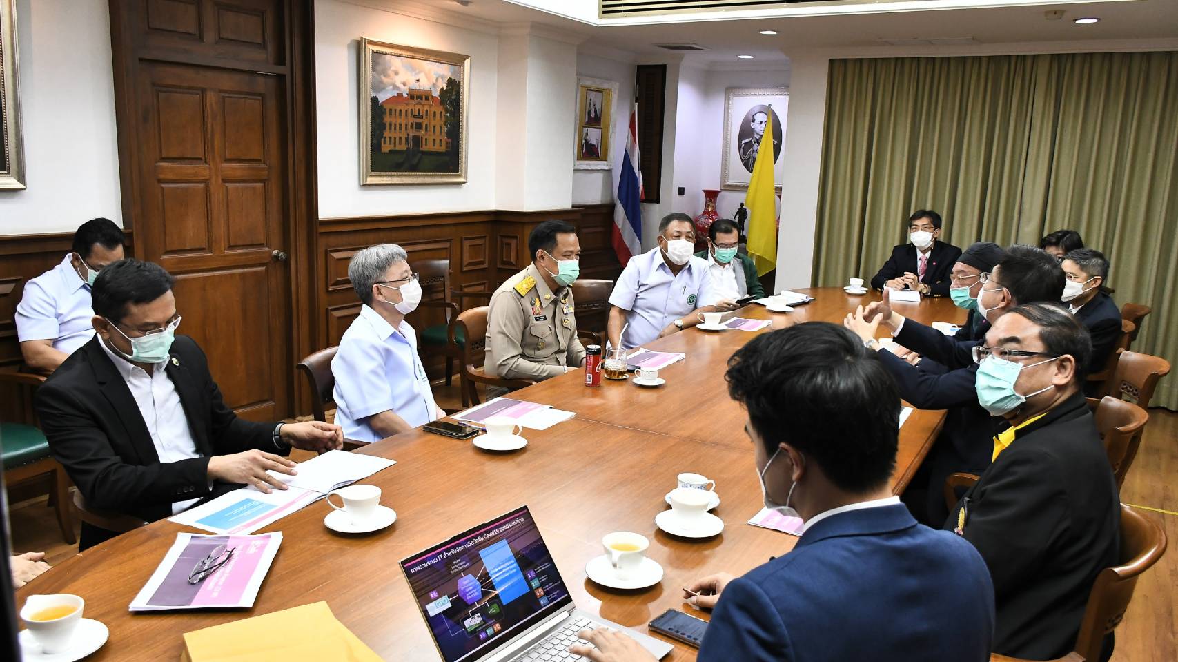 "อนุทิน" นำ สธ.จับมือจุฬาฯ รวมพลังฉีดวัคซีนโควิด-19