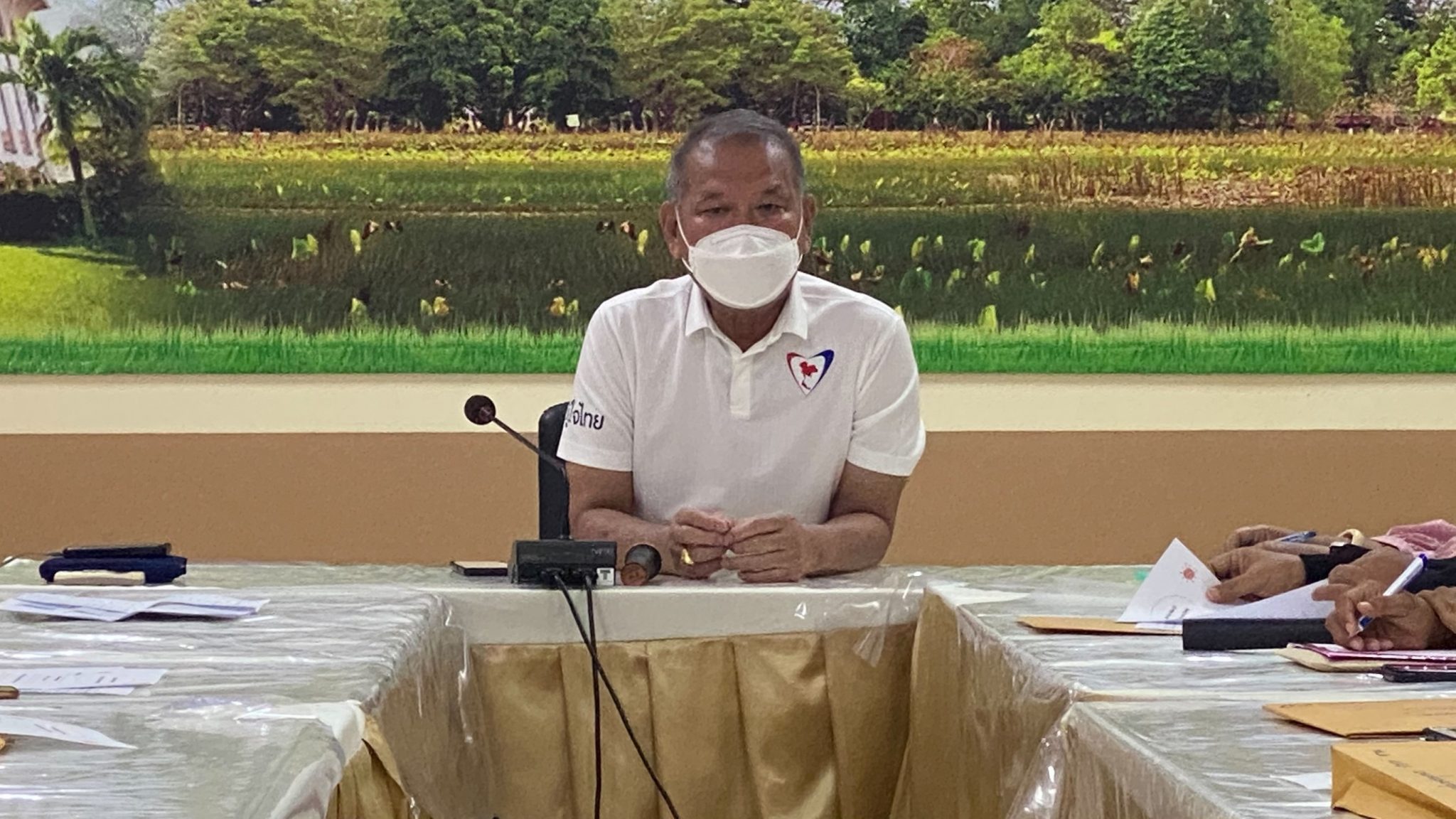 "ส.ส.พิบูลย์" ร่วมประชุมหารือกับ รพ.สต. เพื่อผลักดันให้ อสม. ซึ่งเป็น"นักรบแนวหน้าสู้โควิด" ได้ทำประกันภัย Covid-19 พร้อมกันนี้ยังได้บริการฉีดพ่นยาฆ่าเชื้อโควิดมัสสยิด 3 แยกนิคม อ.ควนกาหลง จ.สตูล