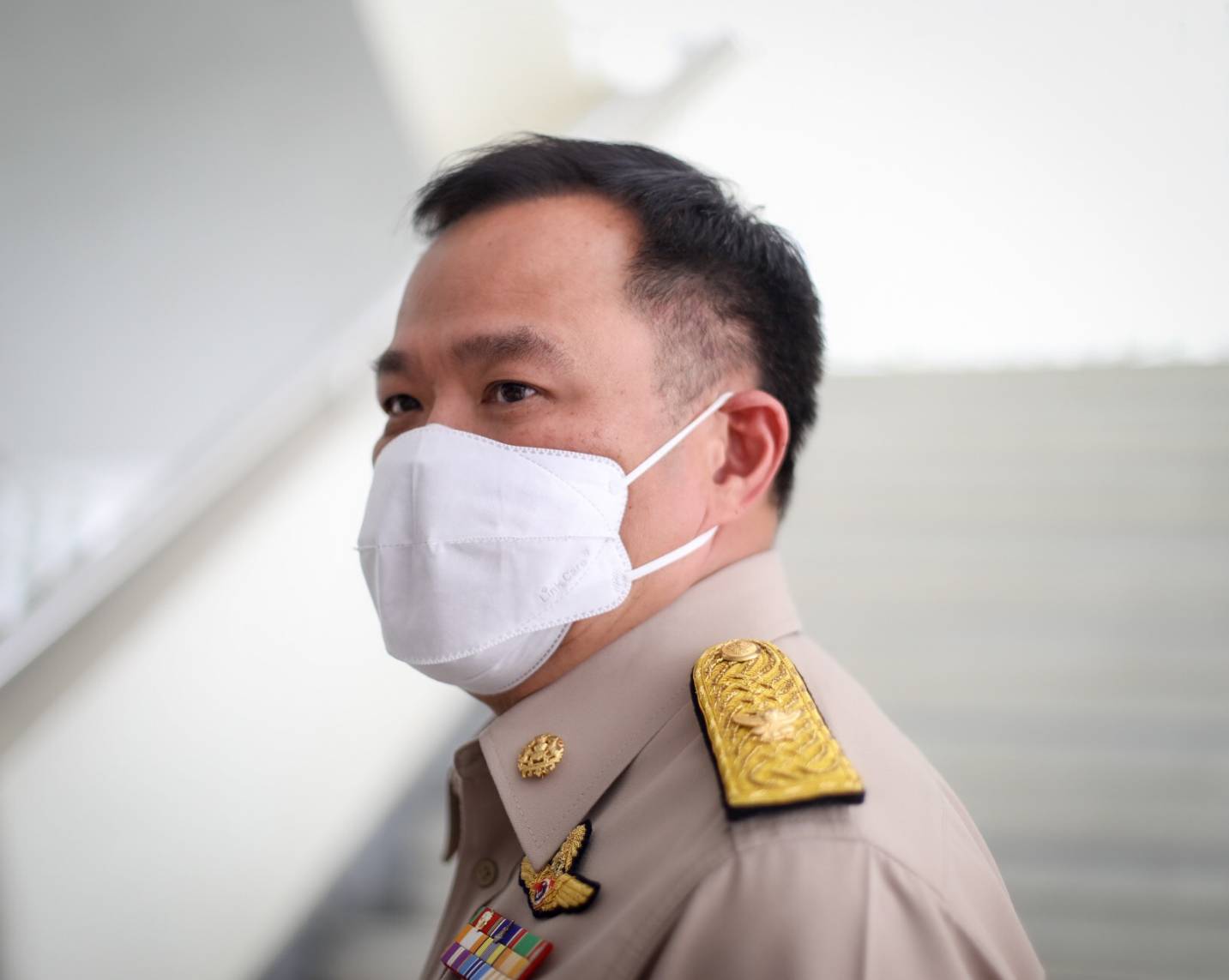 “อนุทิน” เผย งบวัคซีนโควิด 19 จัดสรรจากเงินกู้-งบกลาง ย้ำไม่ทอดทิ้งบุคลากร สธ.