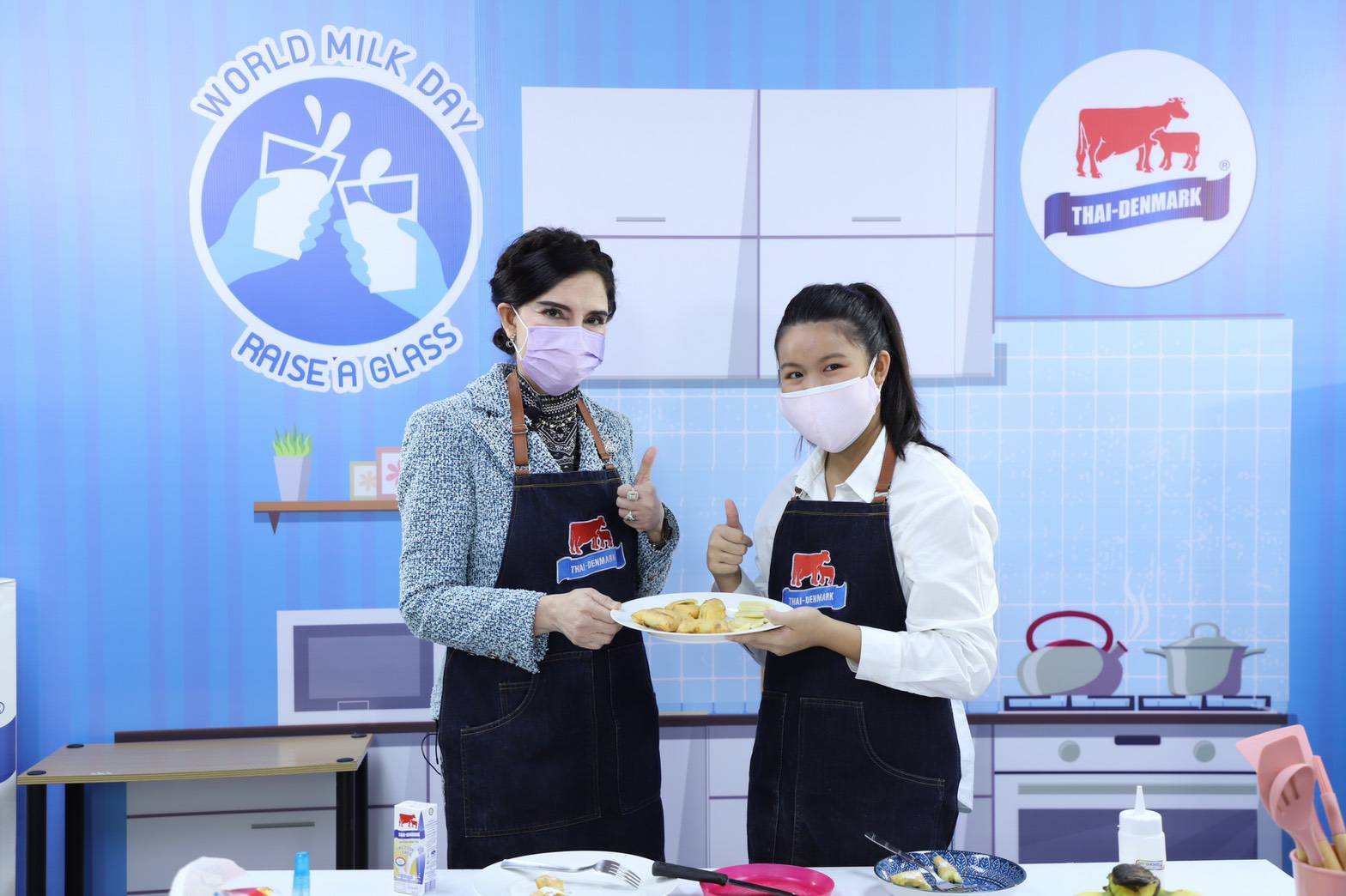 "รมช.มนัญญา" ถ่ายทำเทปพิเศษเนื่องในวันดื่มนมโลก หรือ World Milk Day ประจำปี 2564 รณรงค์ให้คนไทยหันมาบริโภคนมมากยิ่งขึ้น