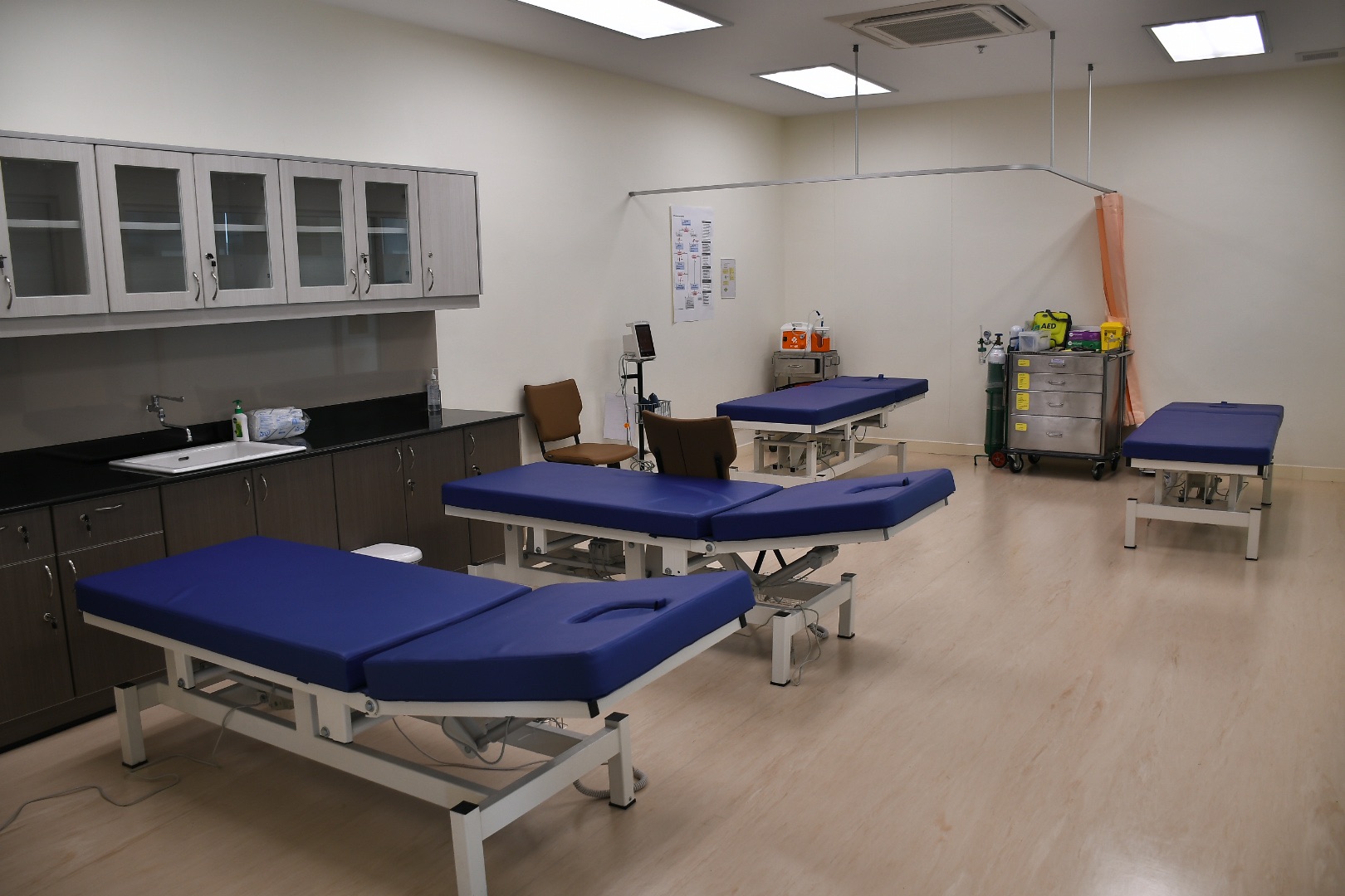 สธ. เปิดศูนย์บริการฉีดวัคซีนโควิด-19 ณ สถาบันการแพทย์บางรัก