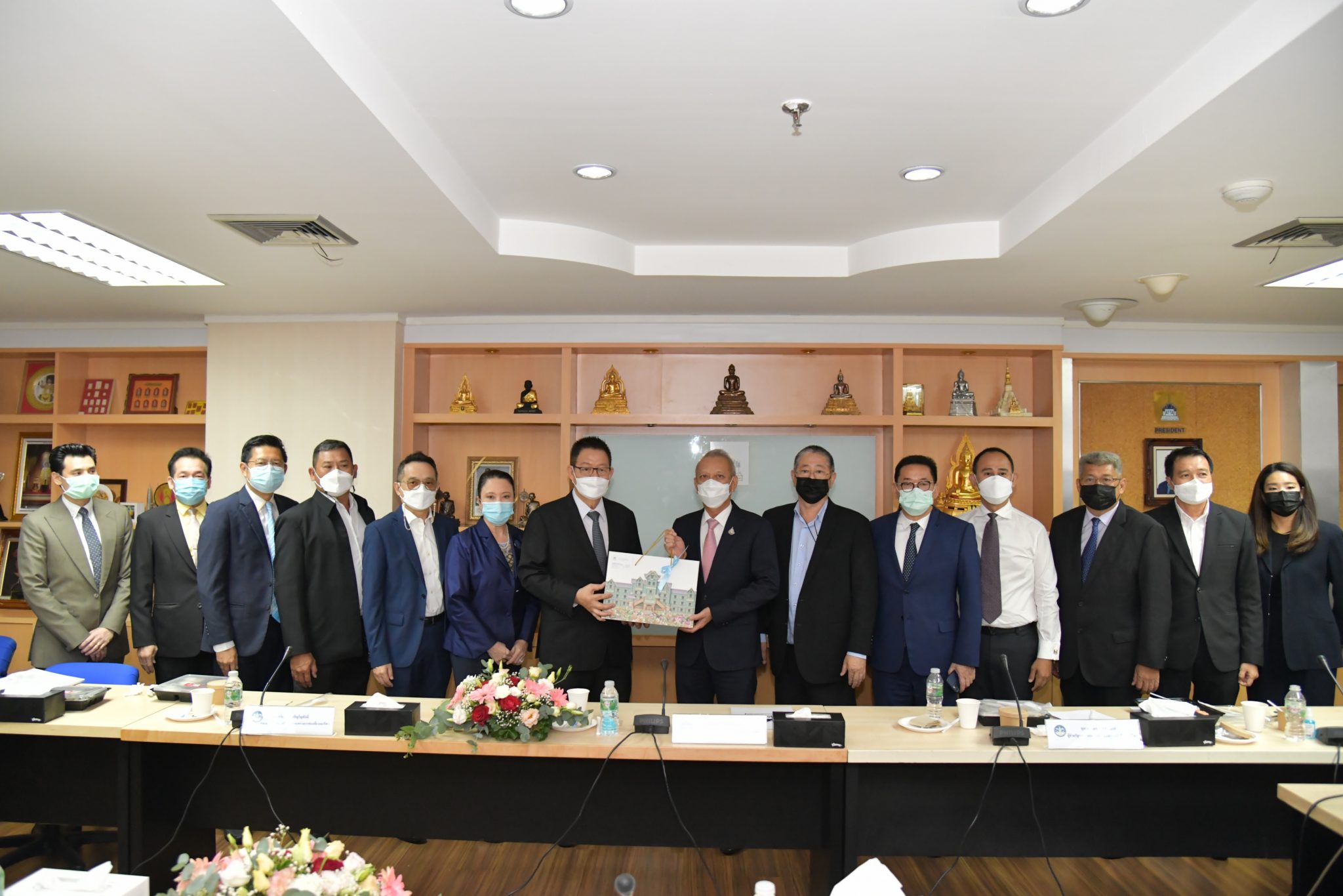 รมต.พิพัฒน์​ และ​คณะ​ หารือมาตรการเยียวยาจากภาครัฐ​ ร่วมกับสมาคมพันธมิตรด้านท่องเที่ยว​