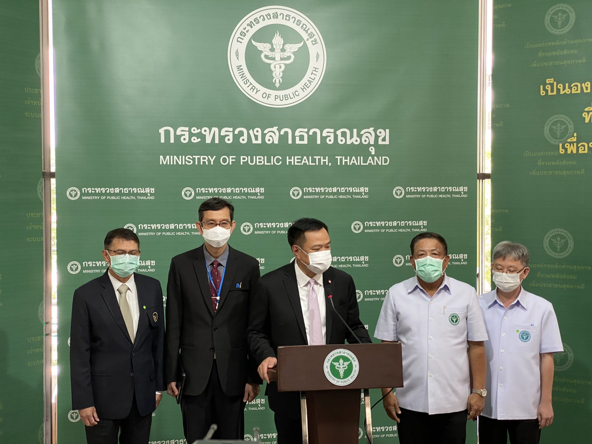 “อนุทิน” เผย เริ่มส่งวัคซีนแอสต้ราฯ – ซิโนแวค ลงพื้นที่ทั่วประเทศไทยแล้ว ย้ำ หลักการกระจายวัคซีน ต้องเป็นธรรม