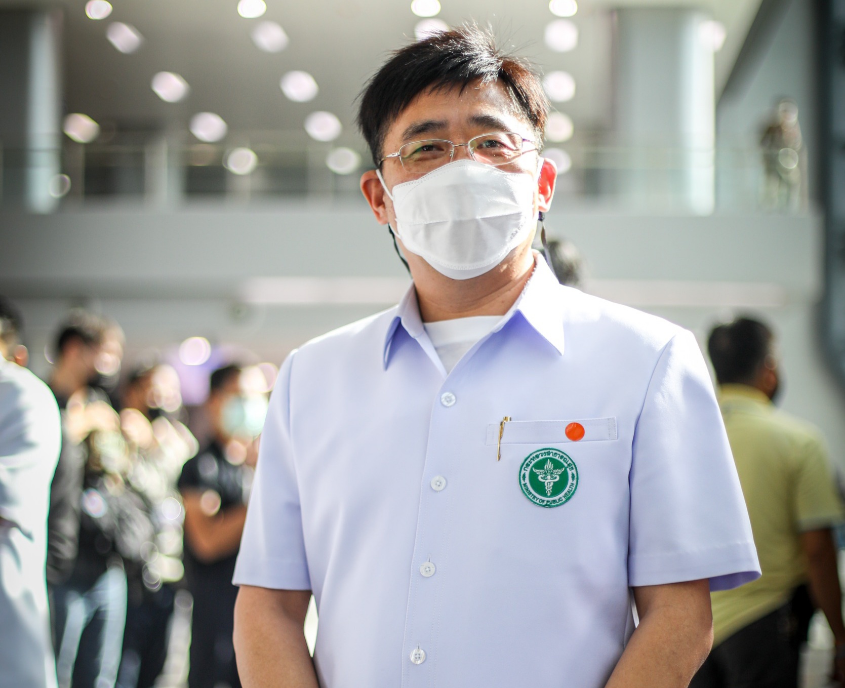 เข้ามาทีละนิด แถมต้องคิดเผื่อเข็ม 2 ! โฆษก สธ.แจงยิบ แผนบริการวัคซีน