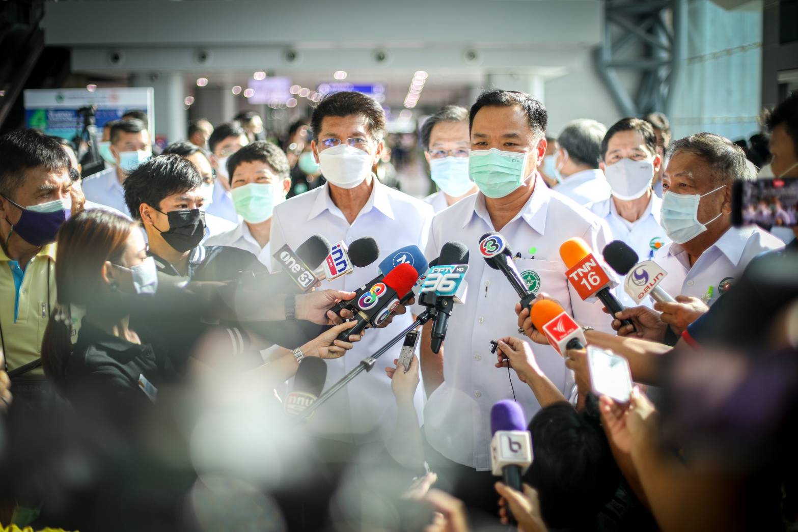 “อนุทิน” เผย ไทยสั่งซิโนแวค ต่อเนื่อง เพิ่มขีดความสามารถการให้บริการ สัปดาห์นี้ เตรียมเซ็นสัญญาไฟเซอร์ จอห์นสันแอนด์จอห์นสัน