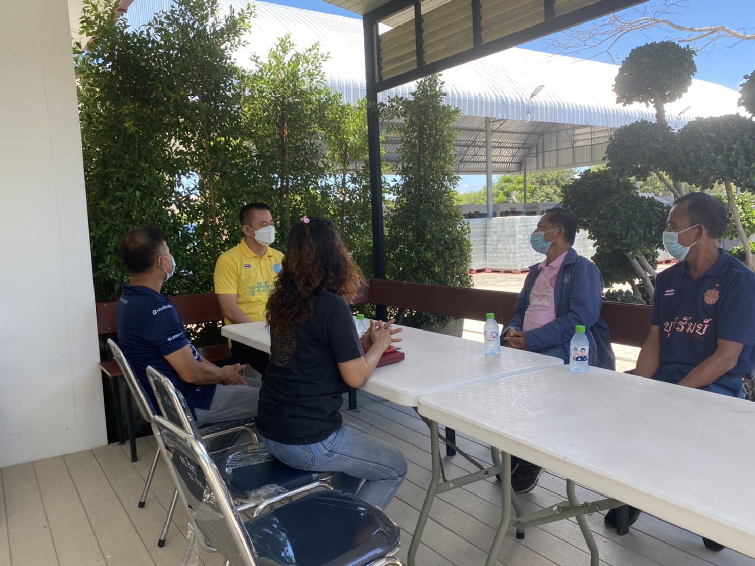 ส.ส.อดิพงษ์ ฐิติพิทยา ต้อนรับ สาธารณสุข กระสัง-แคนดง-พลับพลาชัย รวมทั้ง กำนันต.เมืองโพธิ์ และ นายกอบต.จันดุม ที่เข้าพบเพื่อให้กำลังใจในการปฎิบัติหน้าที่ และปรึกษาหารือแนวทางในการปฎิบัติงาน